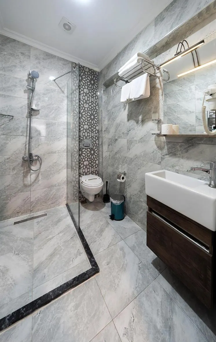 Bathroom in Beyazit Palace Hotel