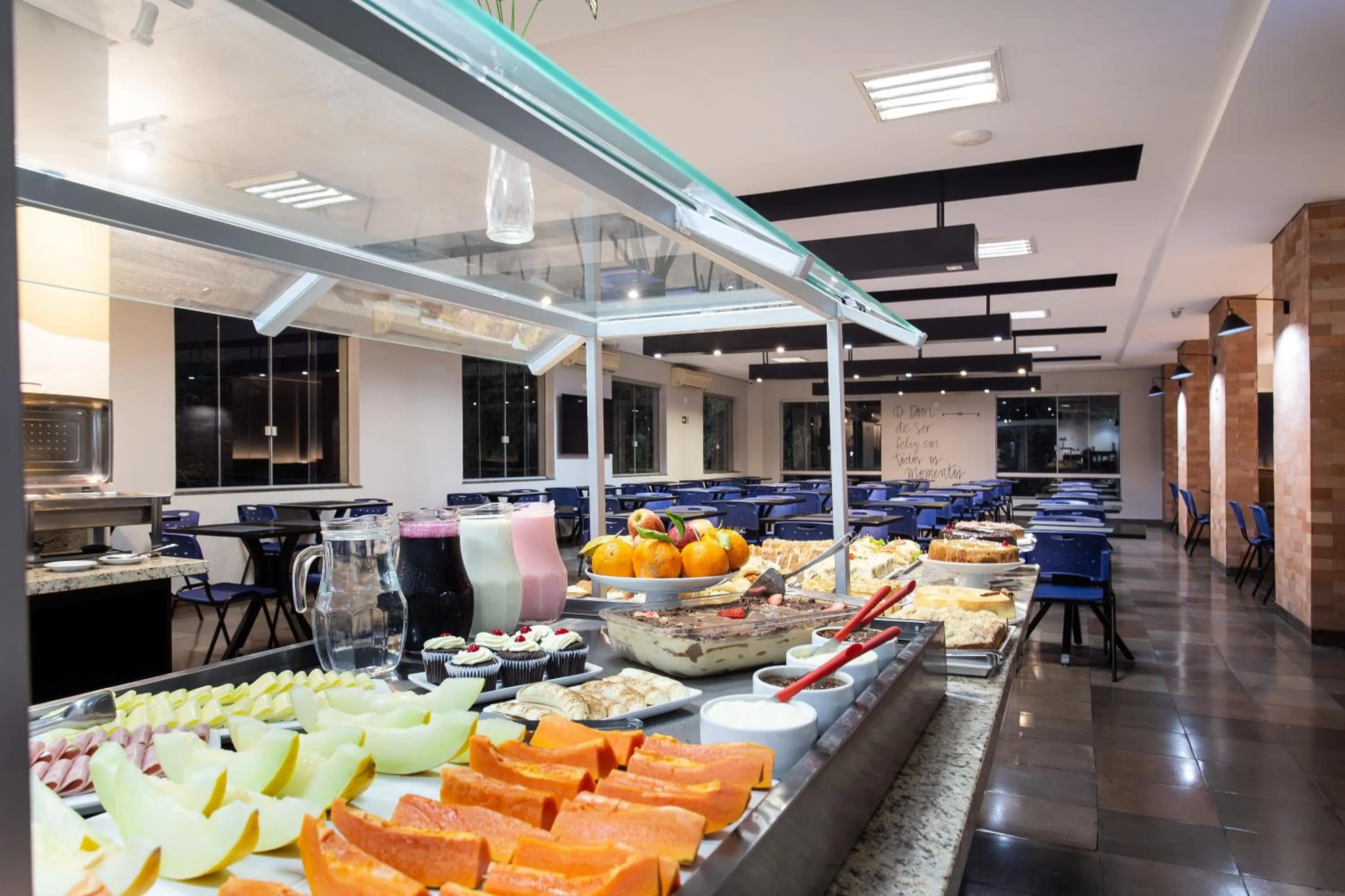 Breakfast in Hotel Dom Rafael Business