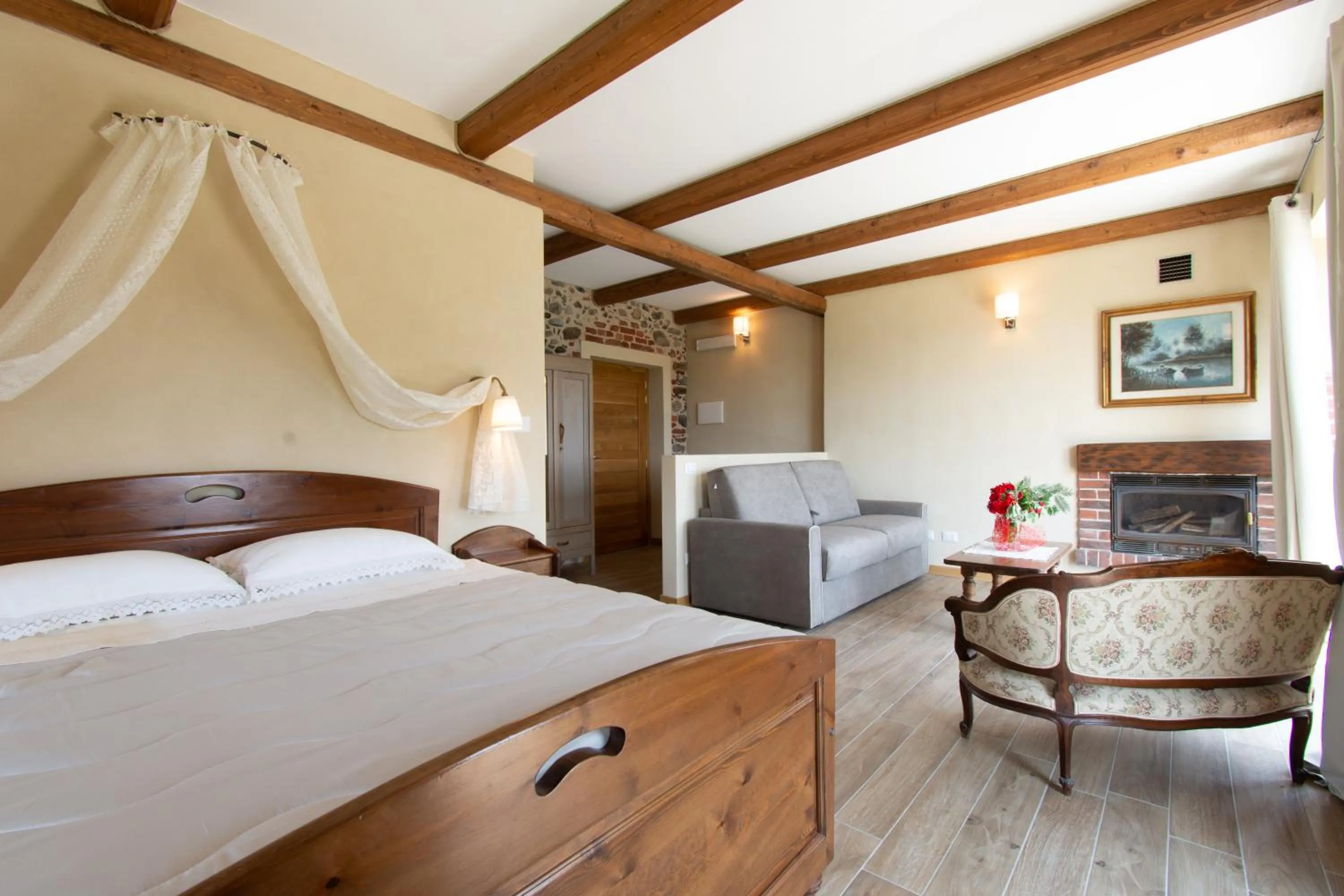 Photo of the whole room, Bed in Ca Montiglio