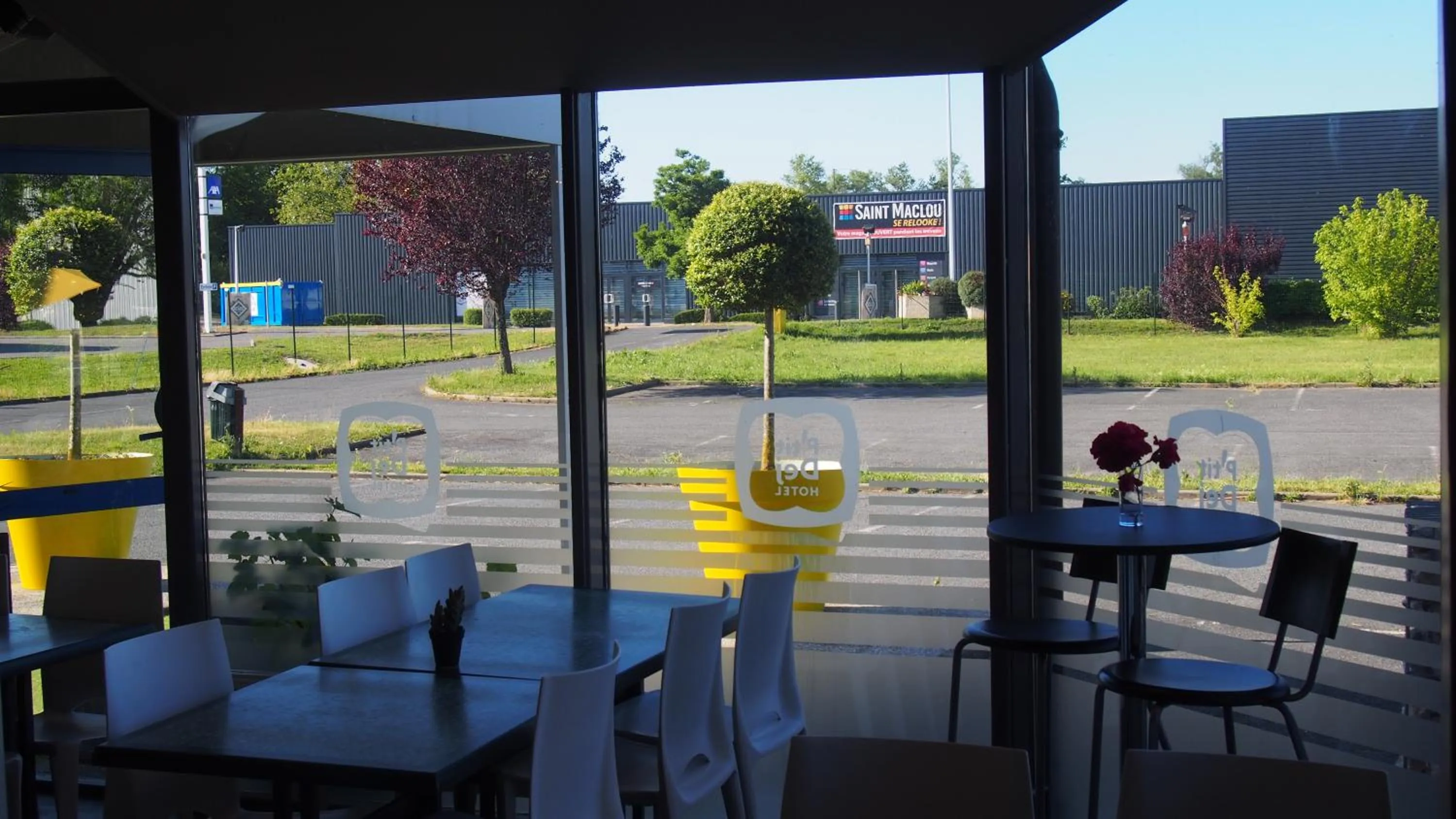 Banquet/Function facilities in Kyriad Direct Macon Sud