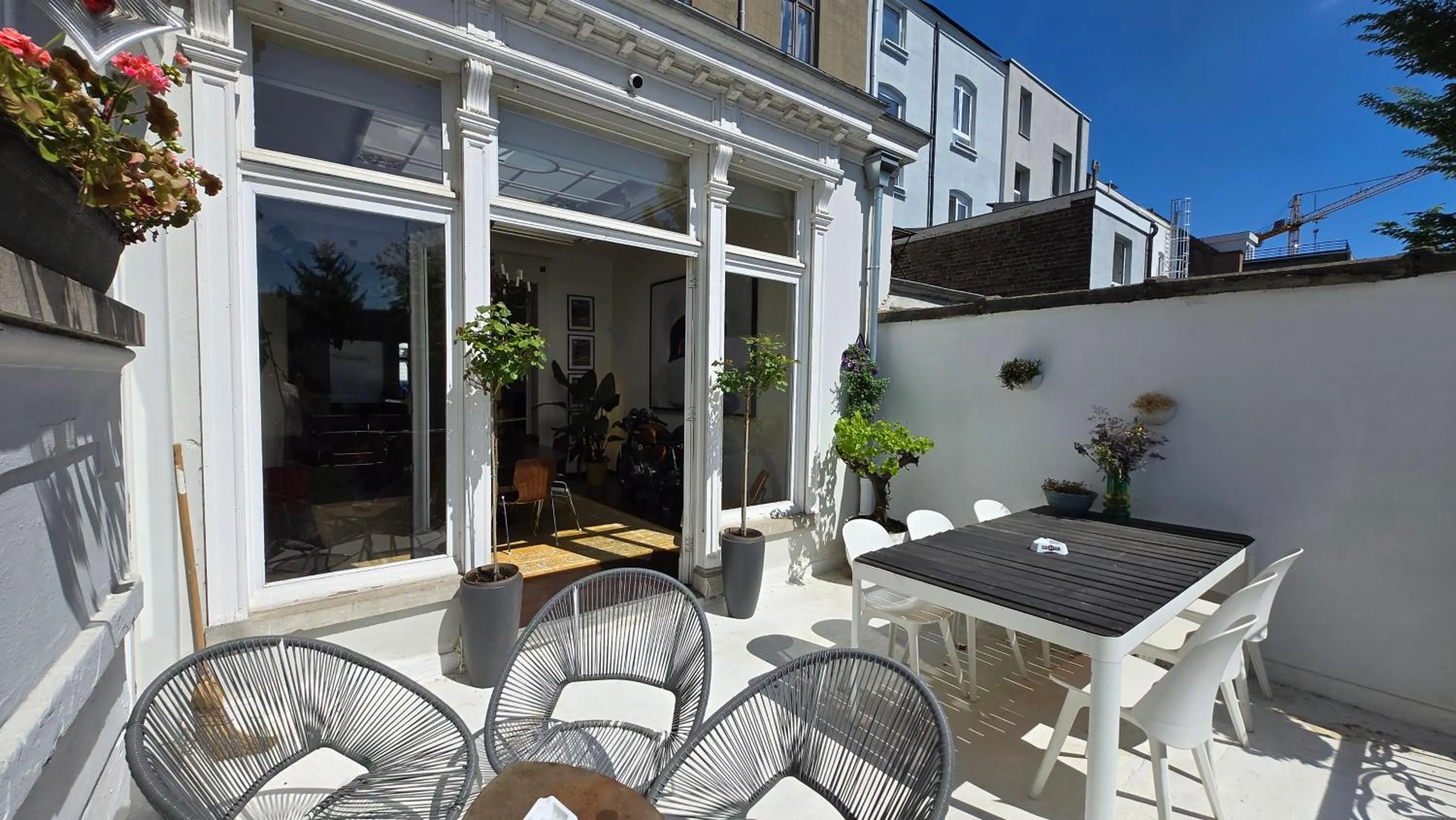 Property building in OsTi