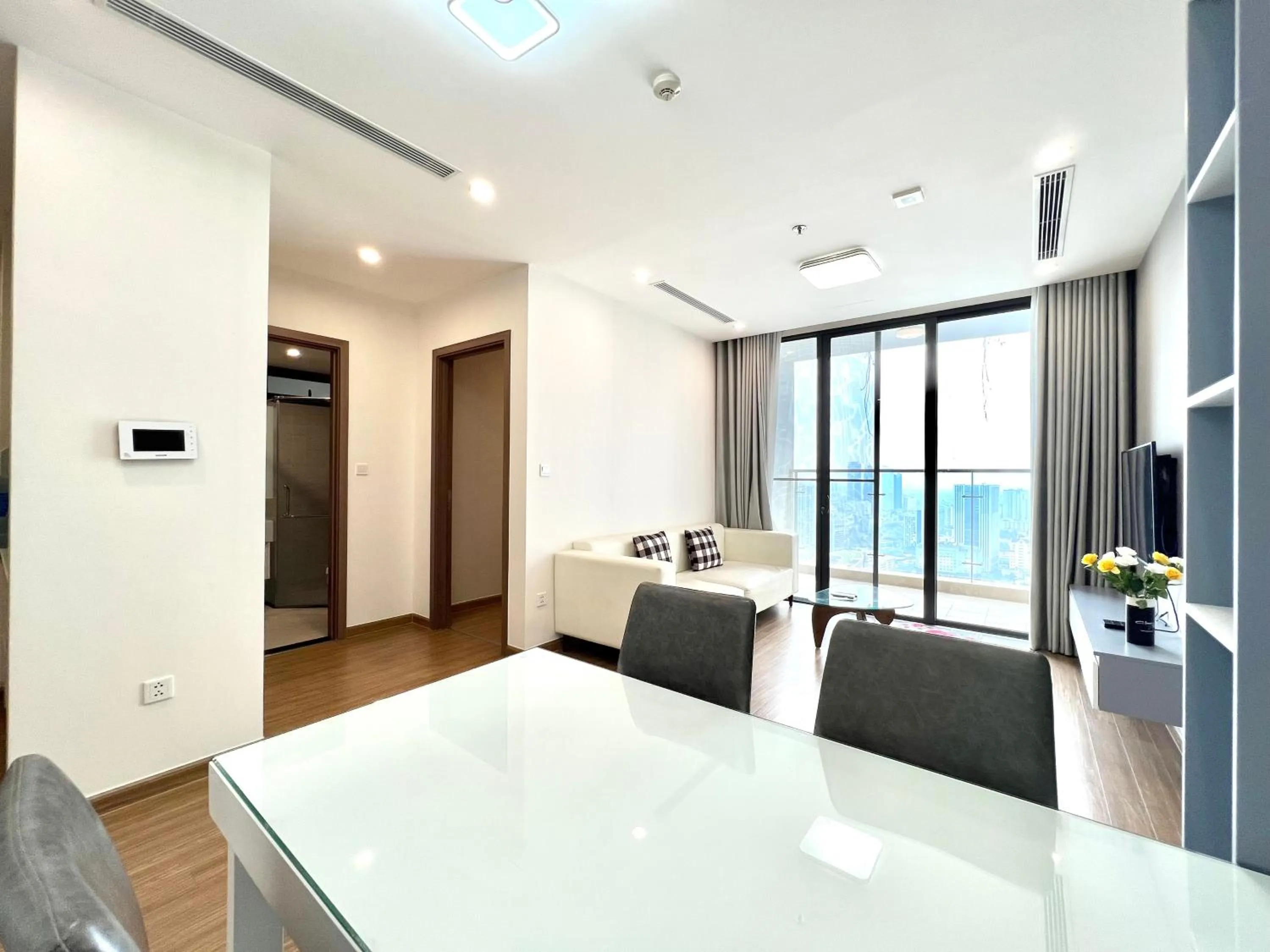 Luxury Apartment Vinhomes Skylake