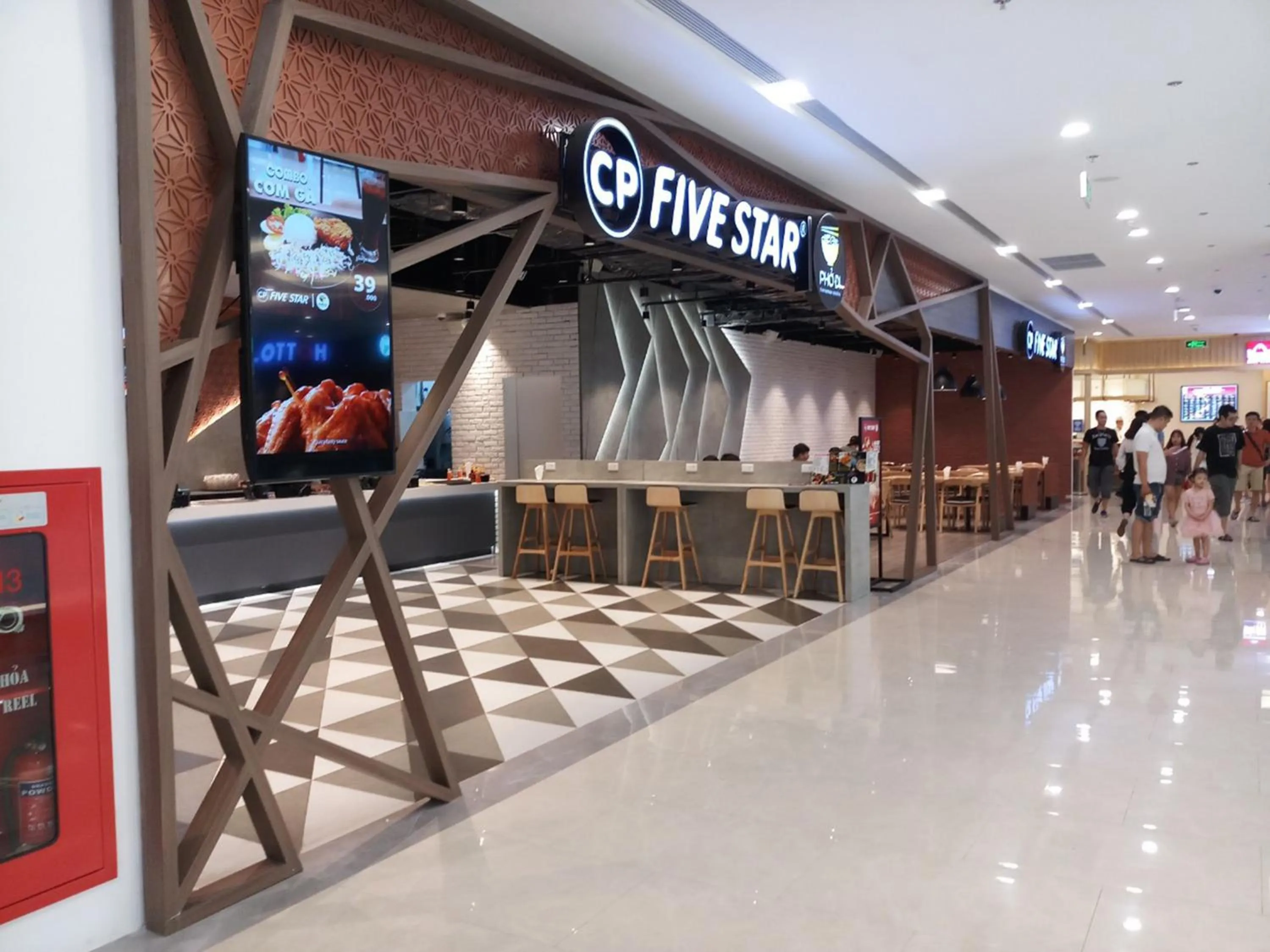 Property building in Luxury Apartment Vinhomes Skylake