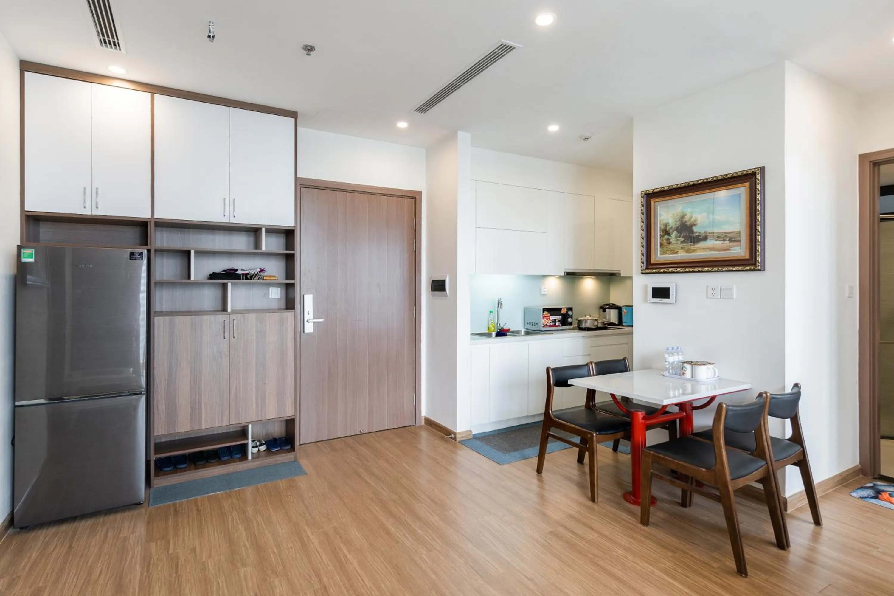 Luxury Apartment Vinhomes Skylake