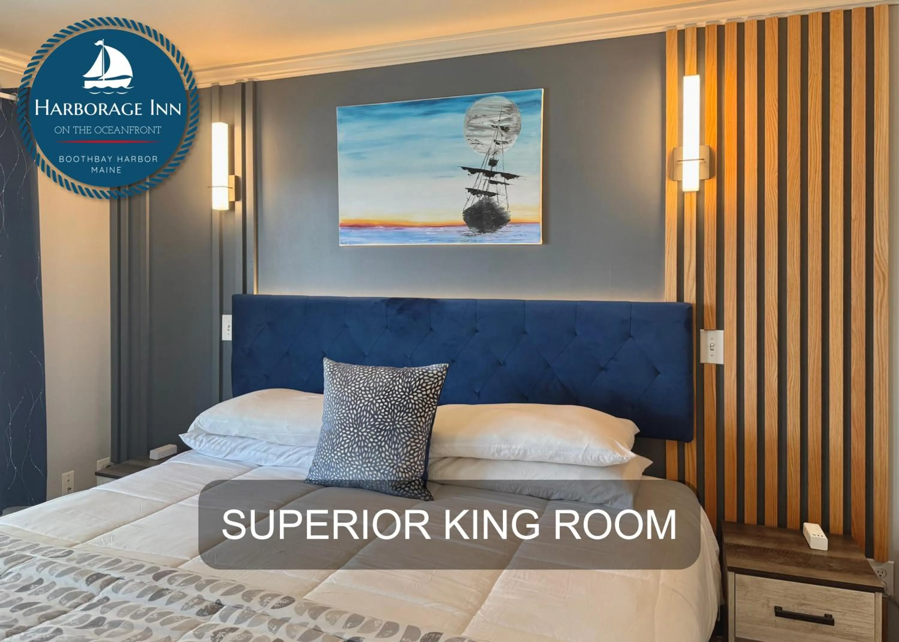 Bed in Harborage Inn on the Oceanfront