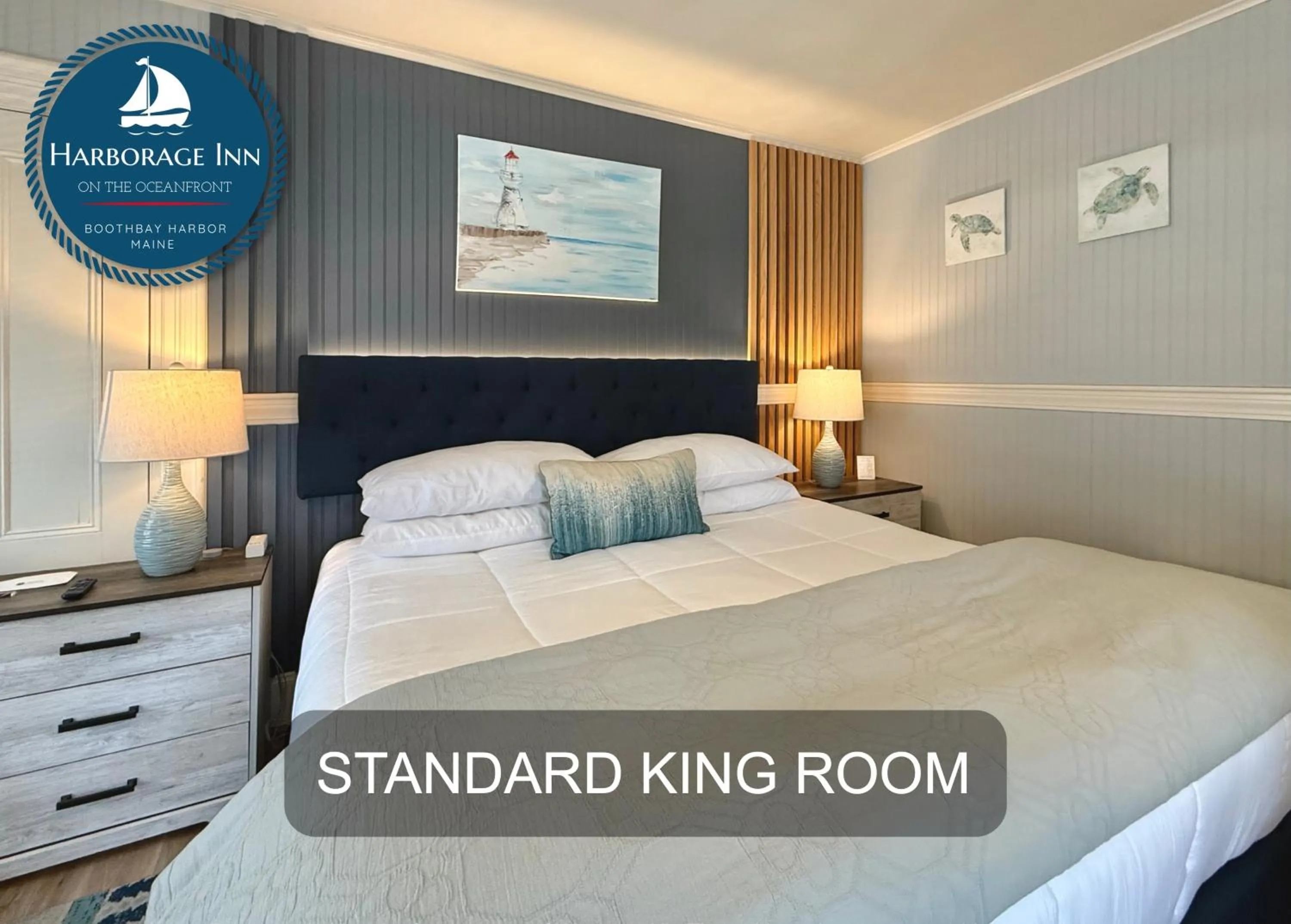 Bed in Harborage Inn on the Oceanfront