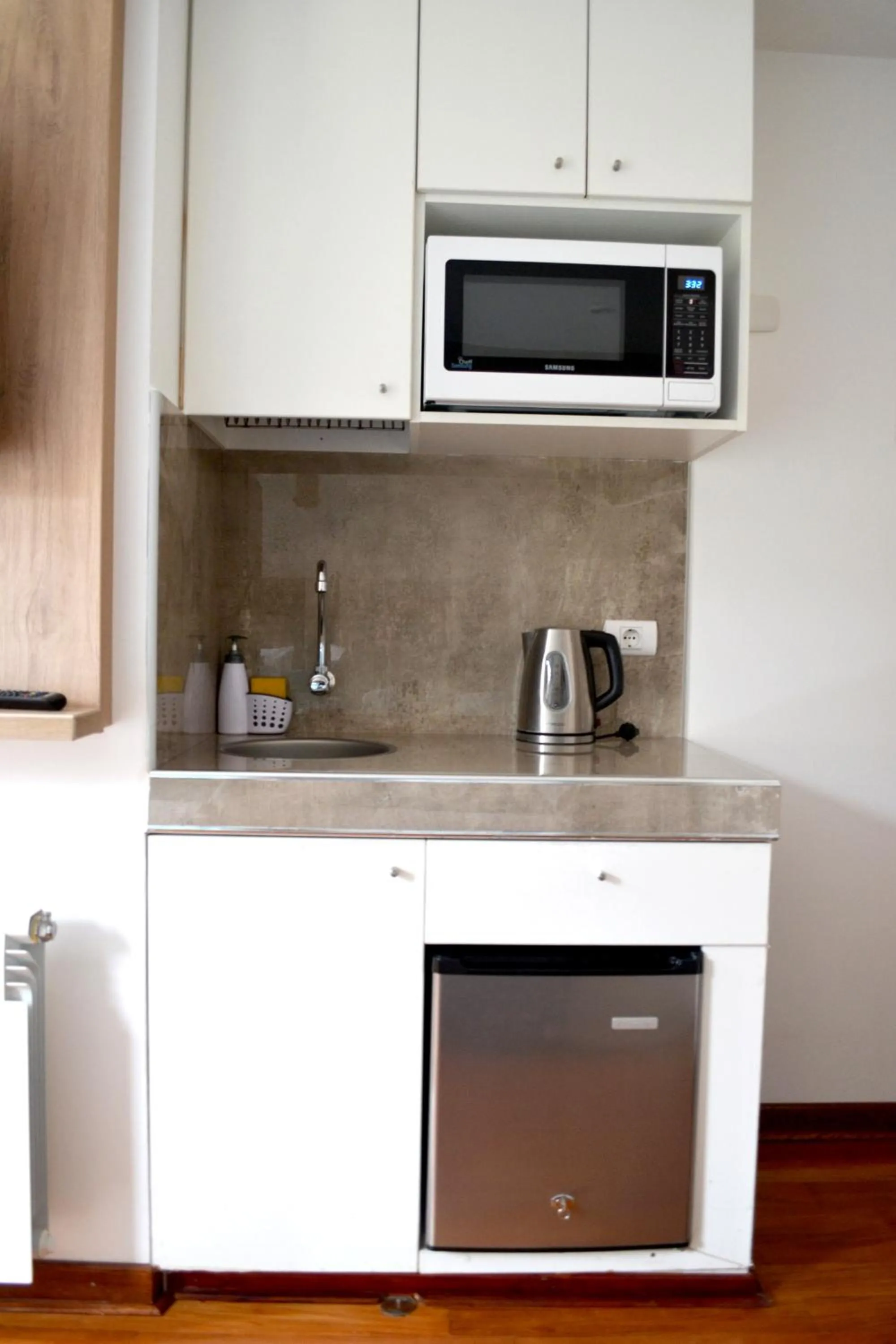 minibar in Katari Apart Hotel at Qorikancha