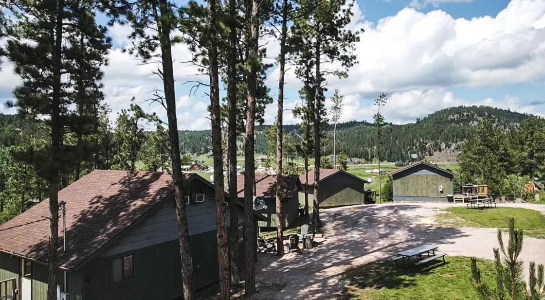 Property building in Mountain View Lodge & Cabins