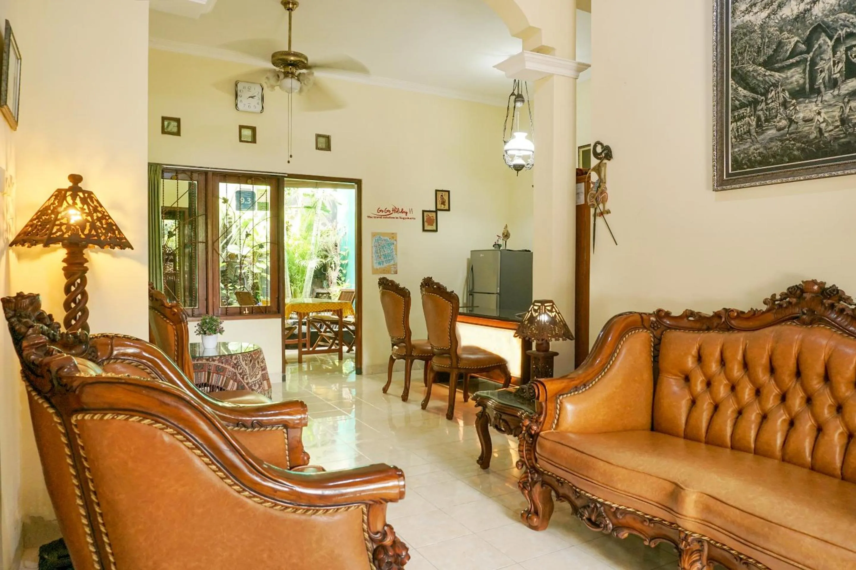 The Homey Rooms and Tours