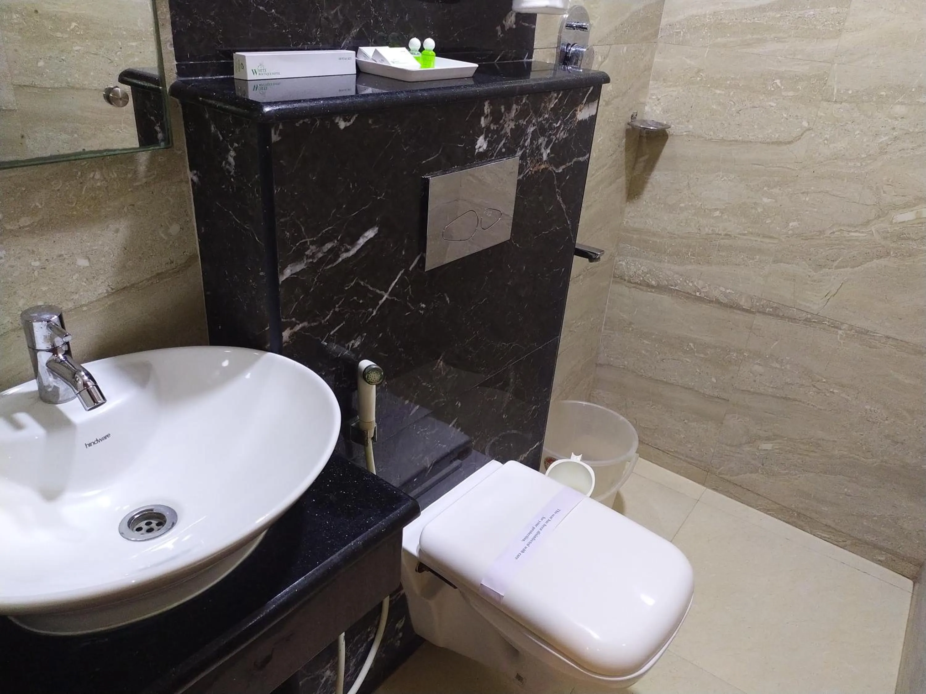 Toilet in Hotel White Boutique