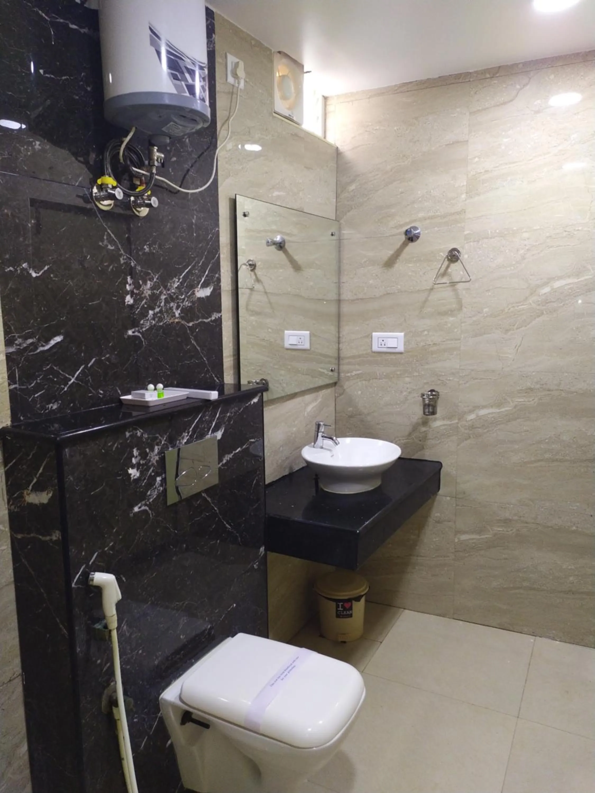 Toilet in Hotel White Boutique