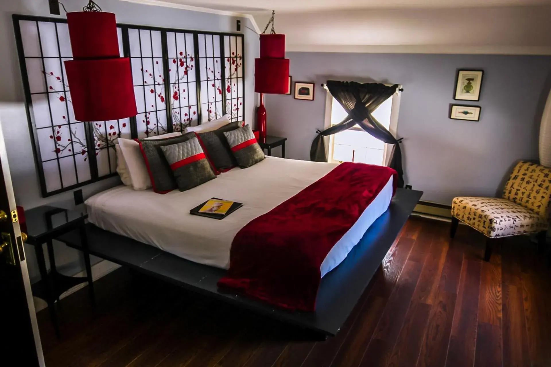 Seven-Bedroom House in Admiral Peary Inn Seven-Bedroom House in Admiral Peary Inn