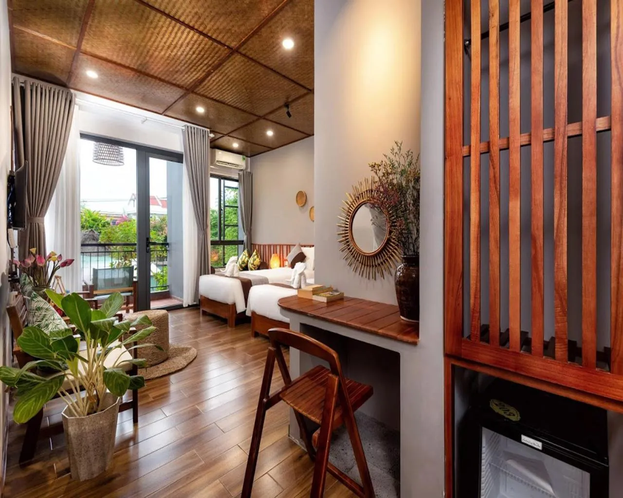 Balcony/Terrace, Bed in Tropical Home Villa