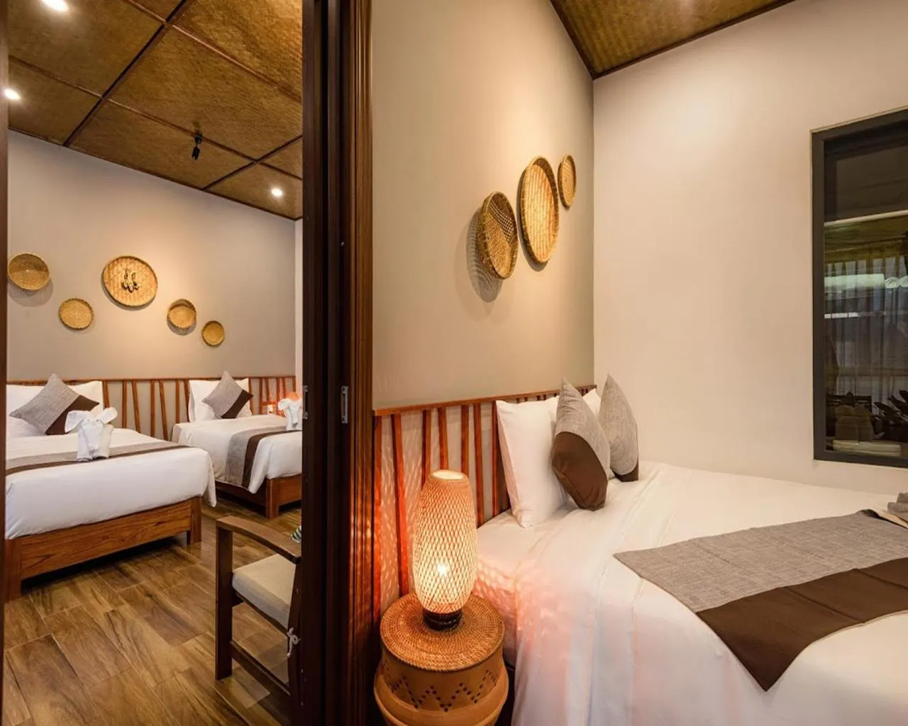 Bed in Tropical Home Villa