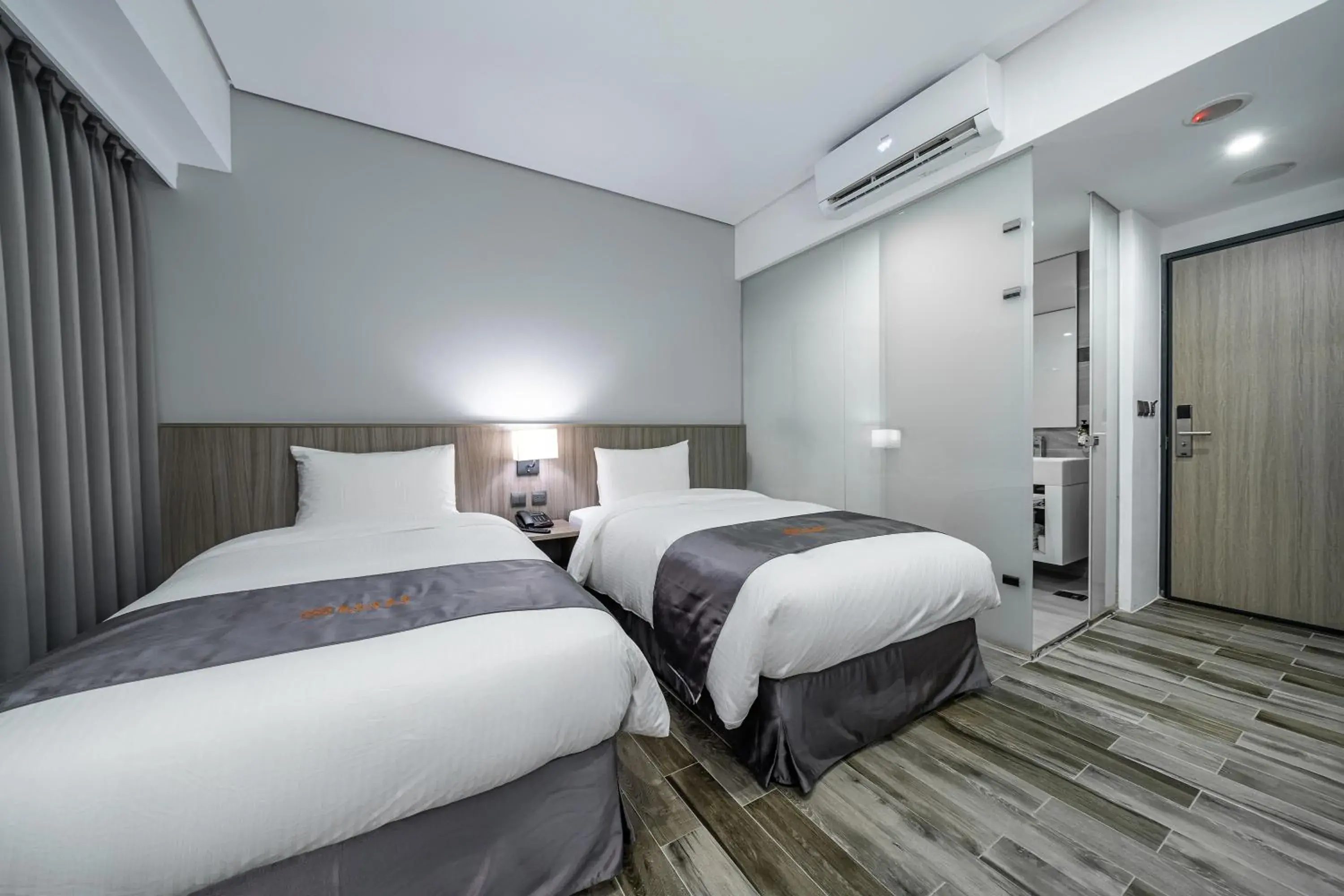 Bed in JIASHITE HOTEL Bed in JIASHITE HOTEL