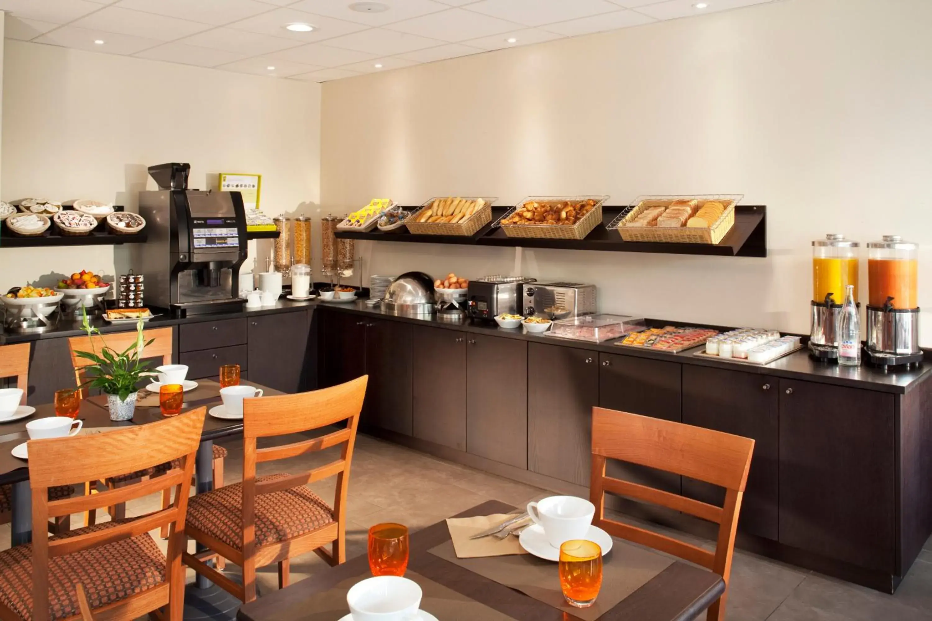 Restaurant/places to eat in Escale Oceania Nantes Aéroport Restaurant/places to eat in Escale Oceania Nantes Aéroport