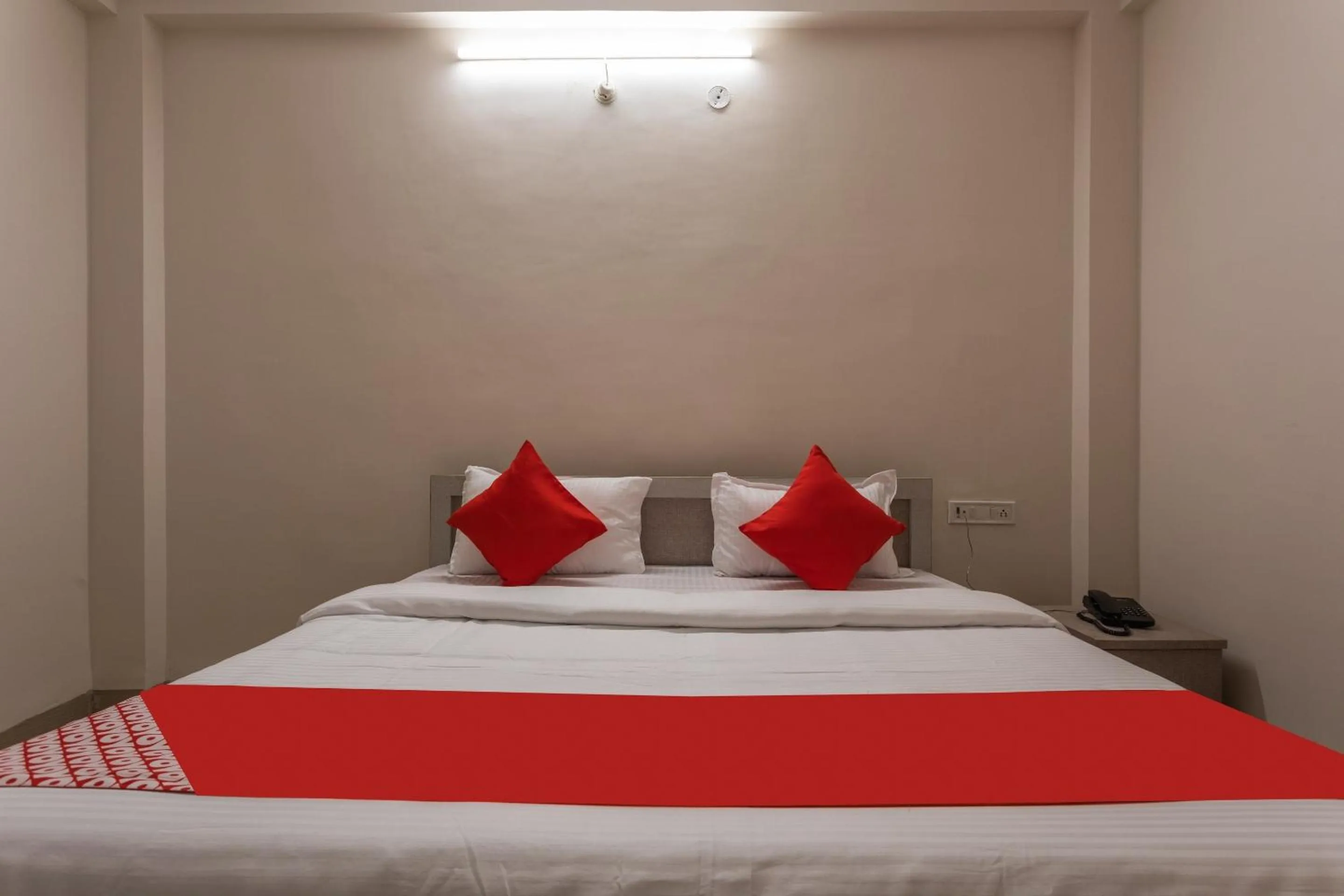 Bedroom, Bed in Hotel O Ocean Pearl