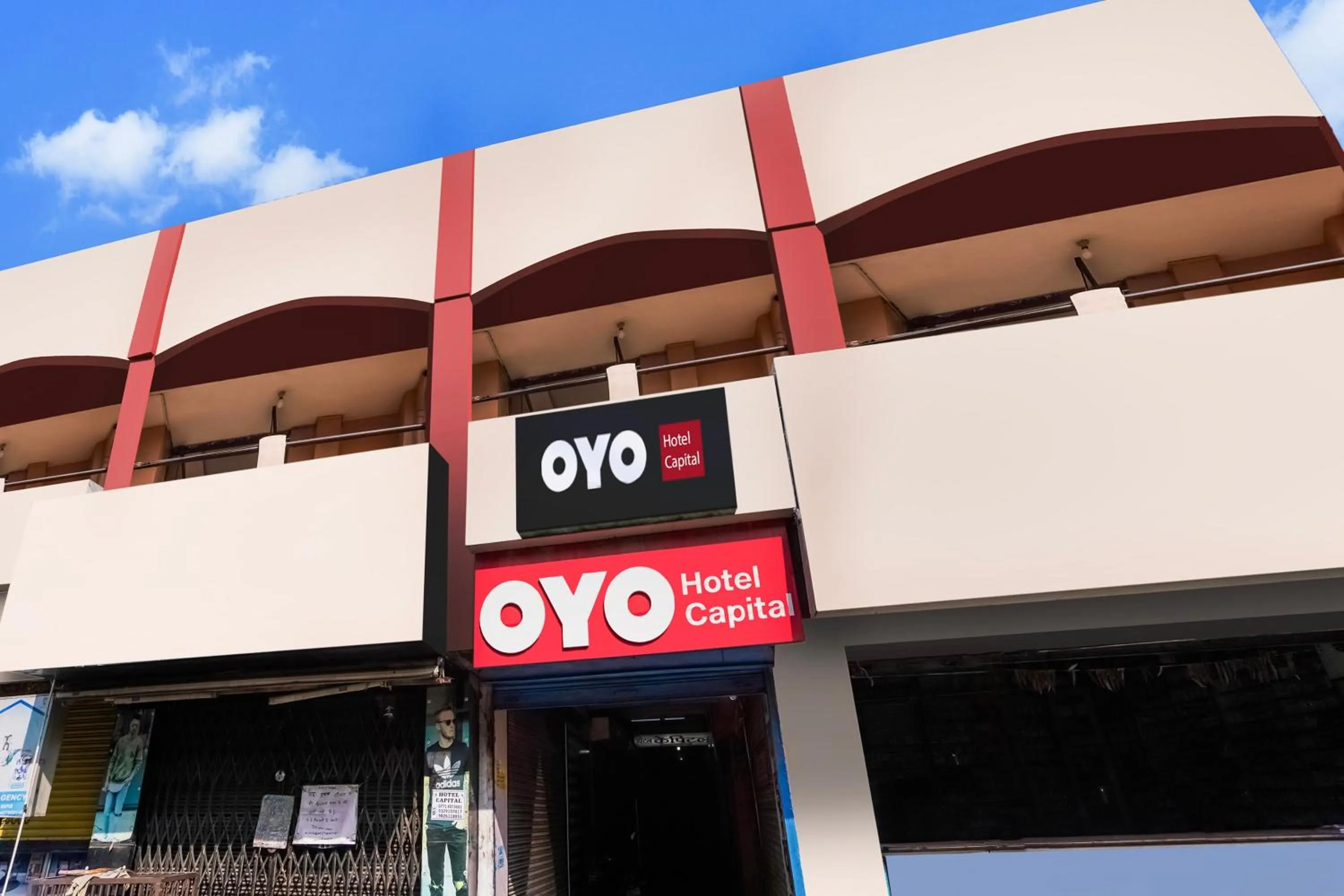 Facade/entrance in Hotel O Capital