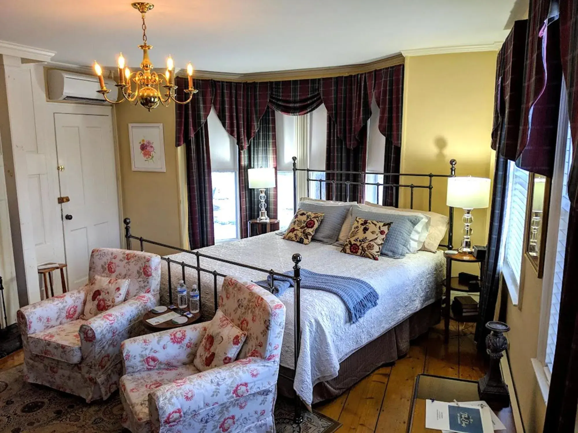 Deluxe King Room - Dahila in Elms of Camden Deluxe King Room - Dahila in Elms of Camden