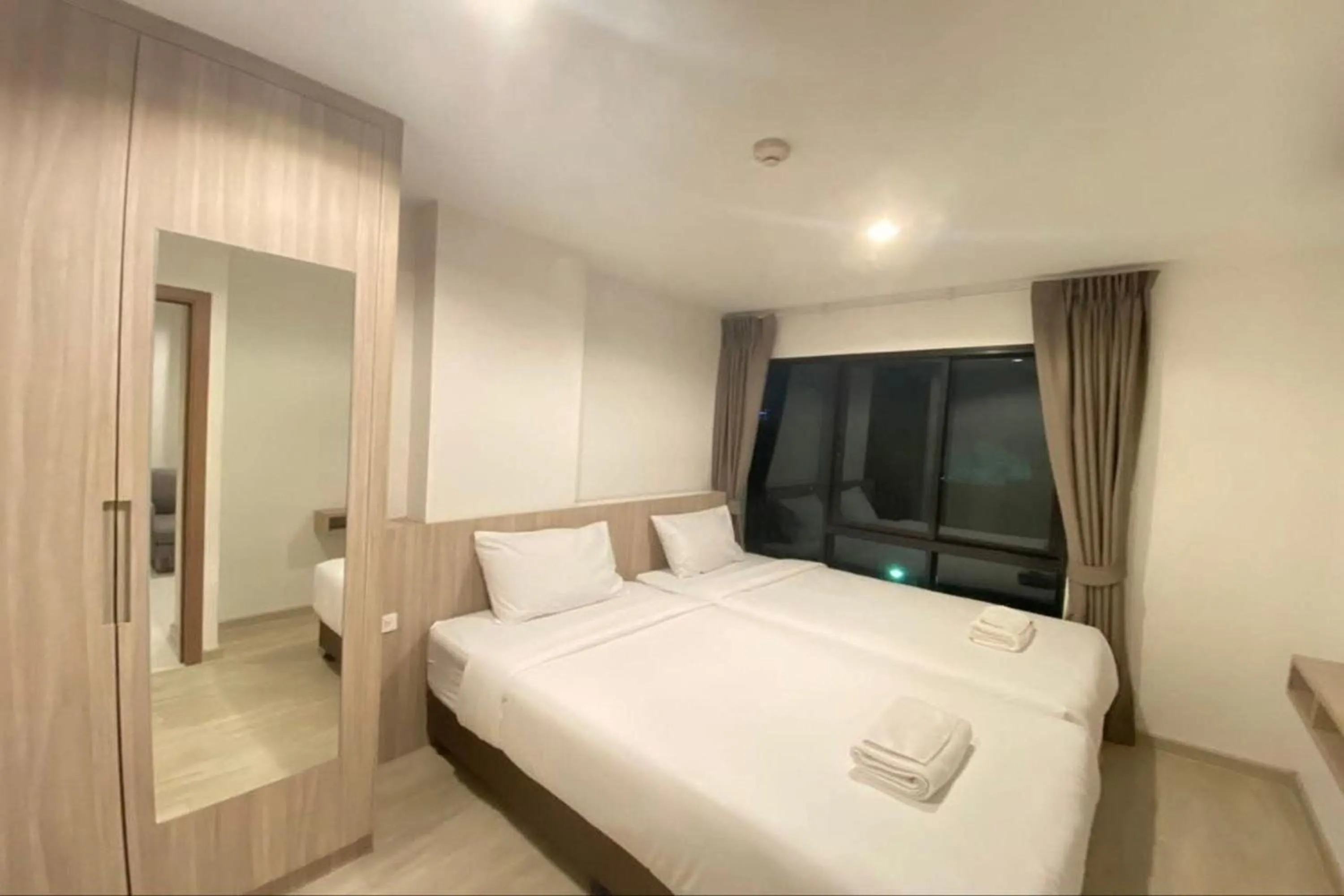 Twin Room in The View Chaengwattana 14