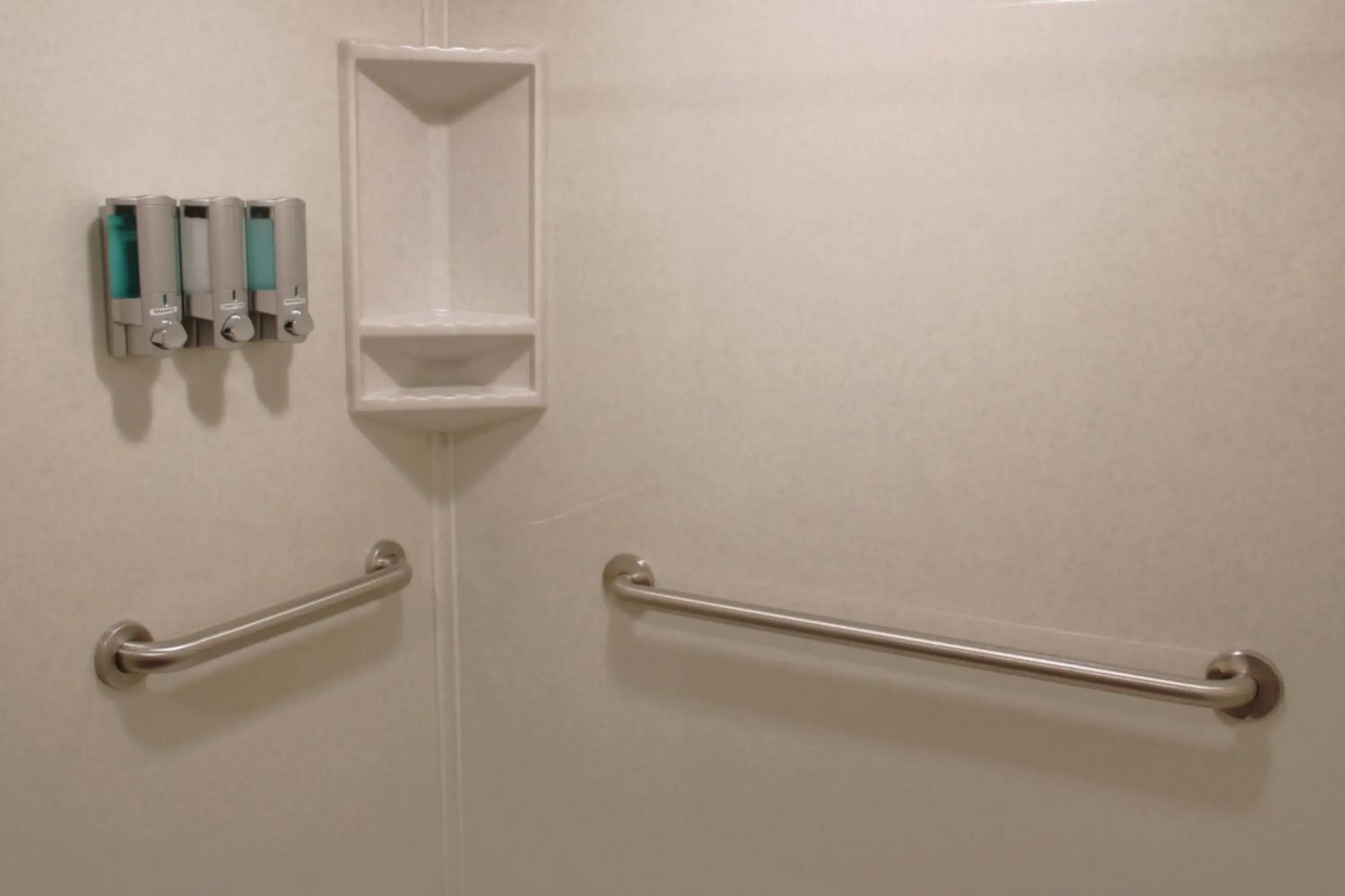 Shower in Boarders Inn and Suites by Cobblestone Lamar Missouri Shower in Boarders Inn and Suites by Cobblestone Lamar Missouri