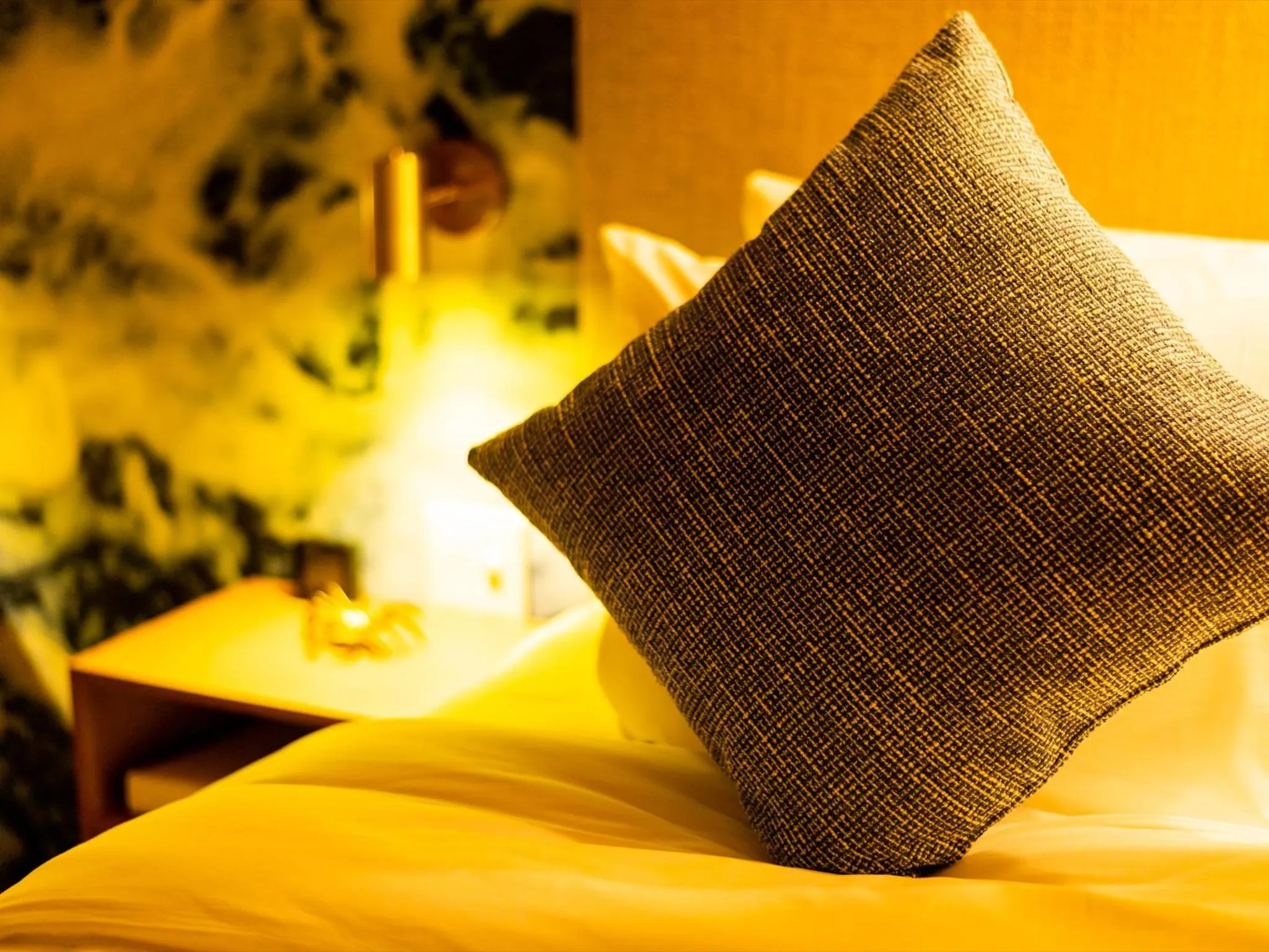 Photo of the whole room, Bed in The Moana