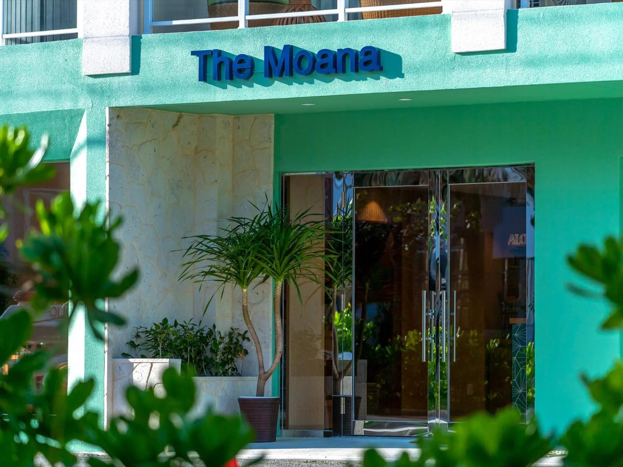 Facade/entrance in The Moana