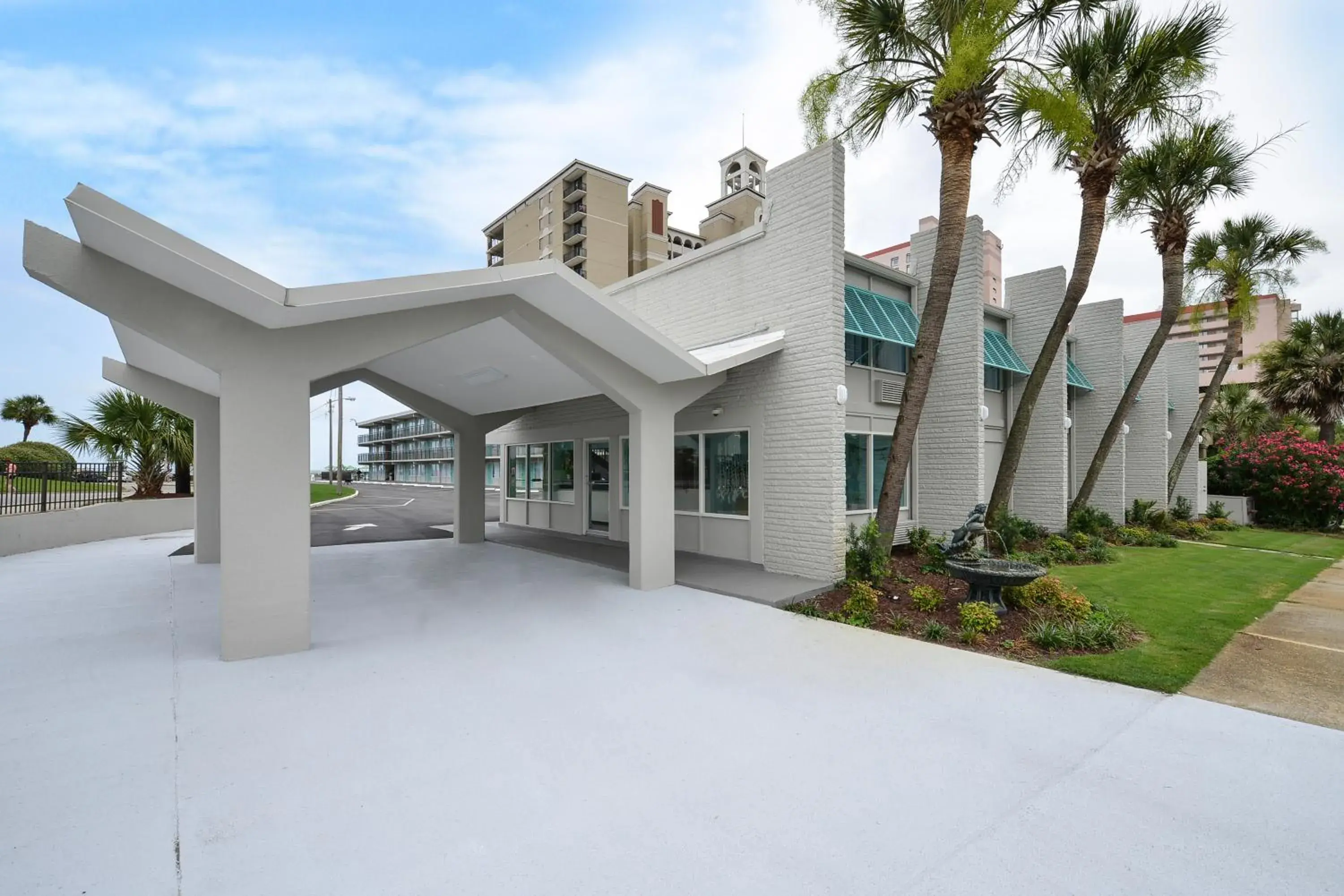 Facade/entrance in The Mermaid Inn Facade/entrance in The Mermaid Inn