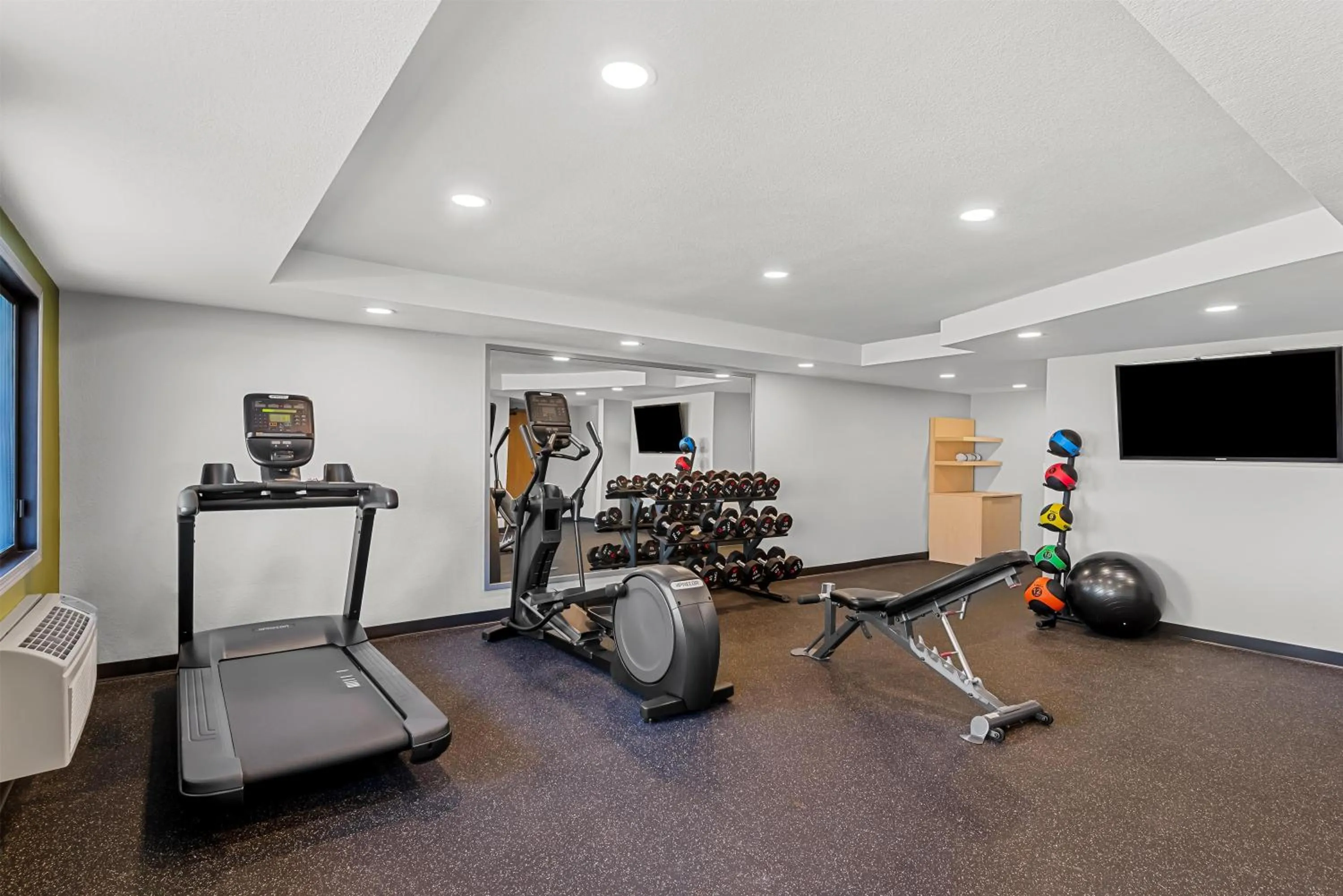 Fitness centre/facilities in Spark by Hilton Cedar Falls
