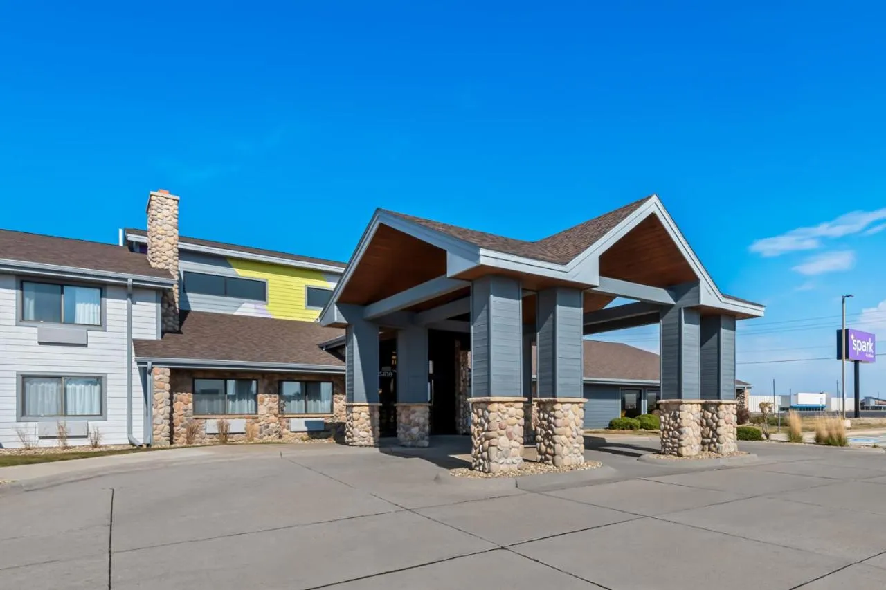 Spark by Hilton Cedar Falls