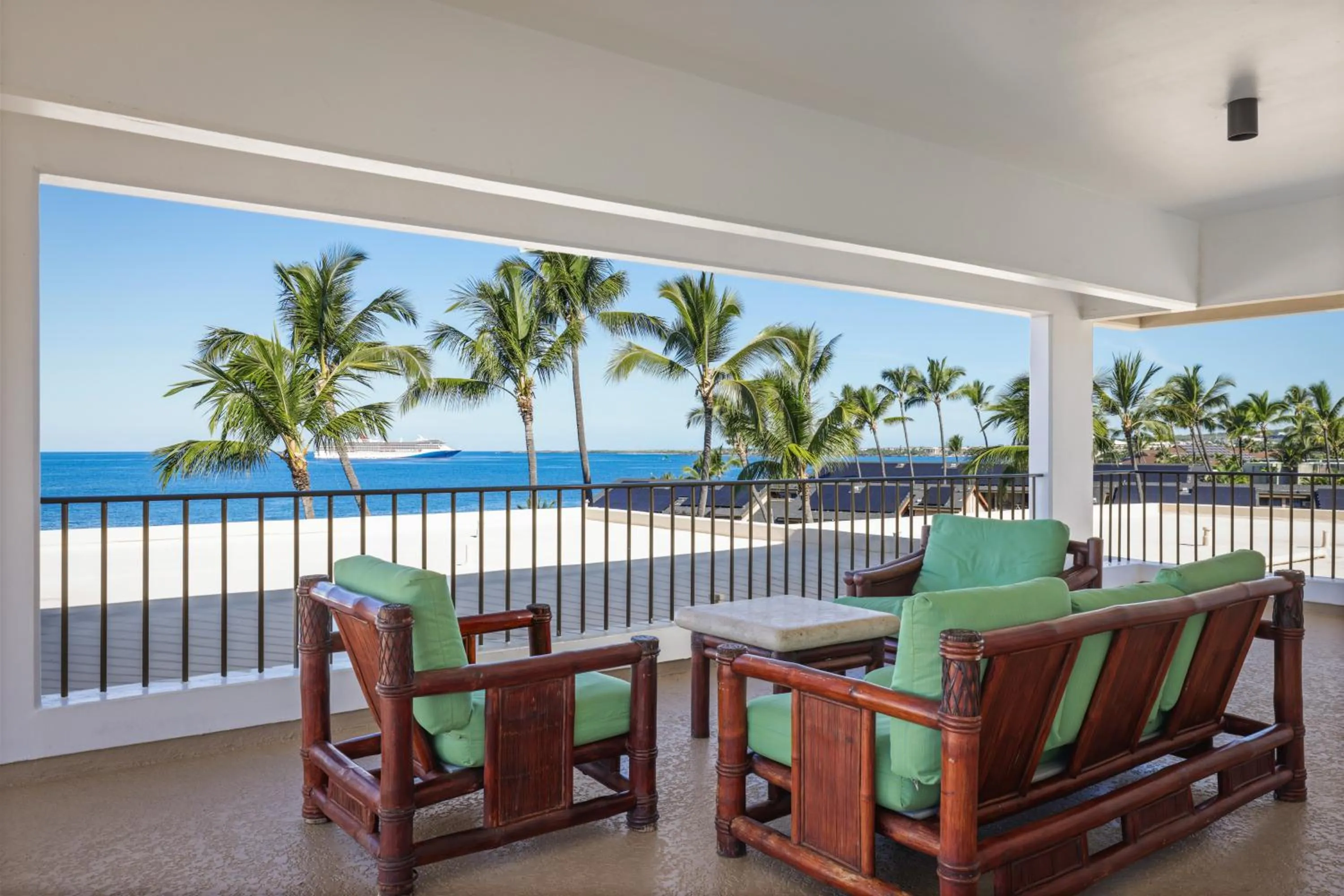 Sea view in Royal Sea Cliff Kona by OUTRIGGER