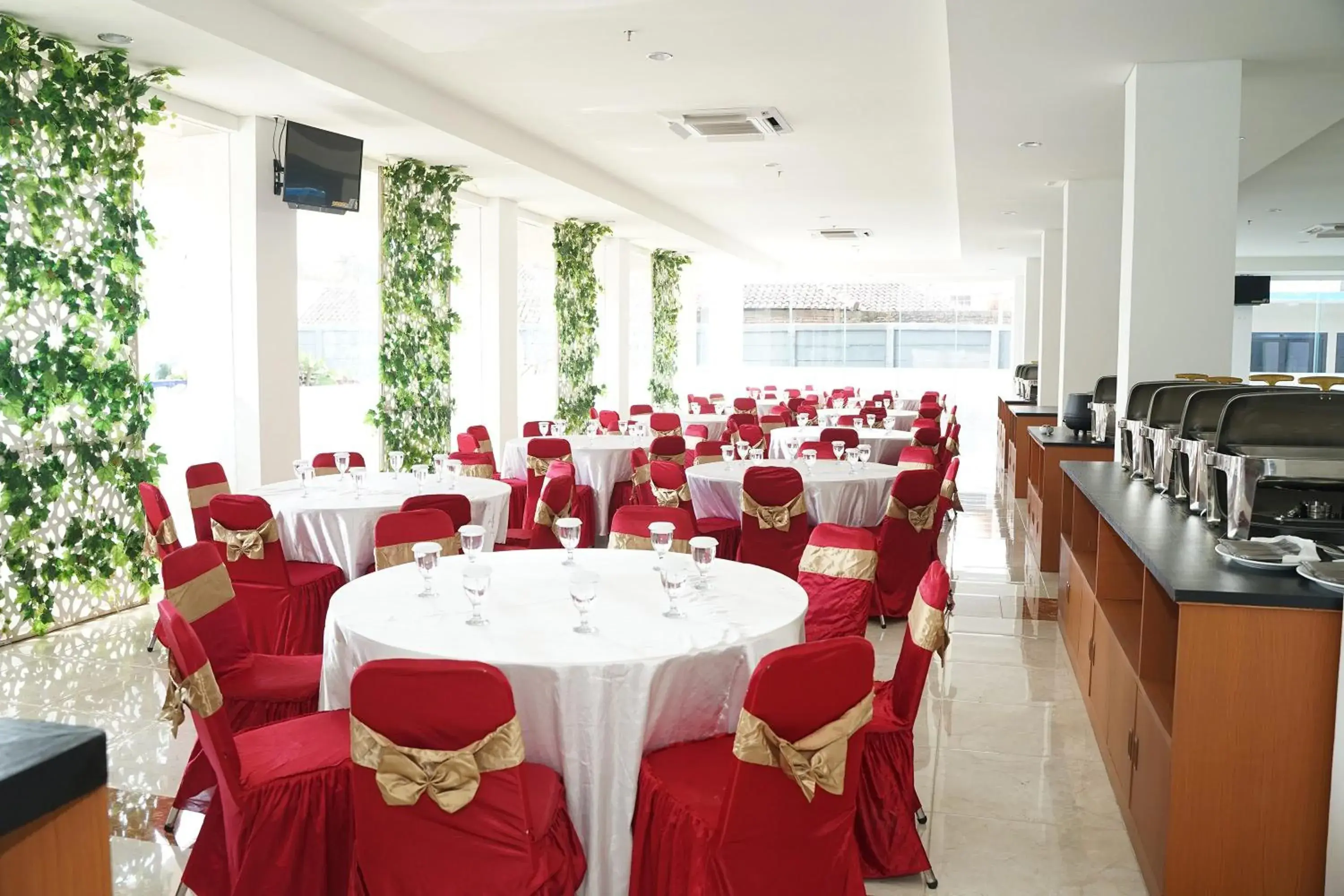 Restaurant/places to eat in Hotel Nalendra Plaza Subang Restaurant/places to eat in Hotel Nalendra Plaza Subang