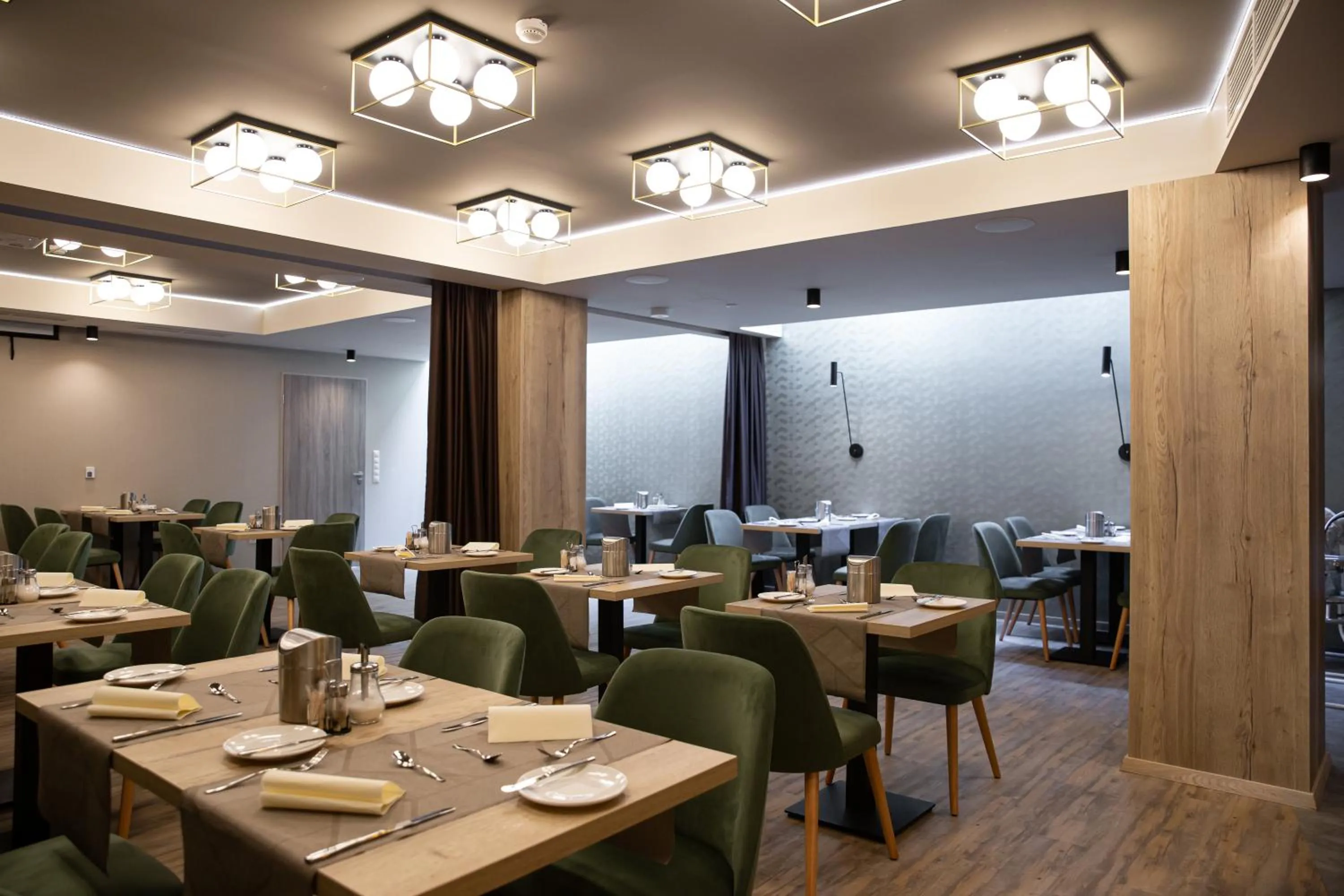 Restaurant/places to eat in Lignum Hotel