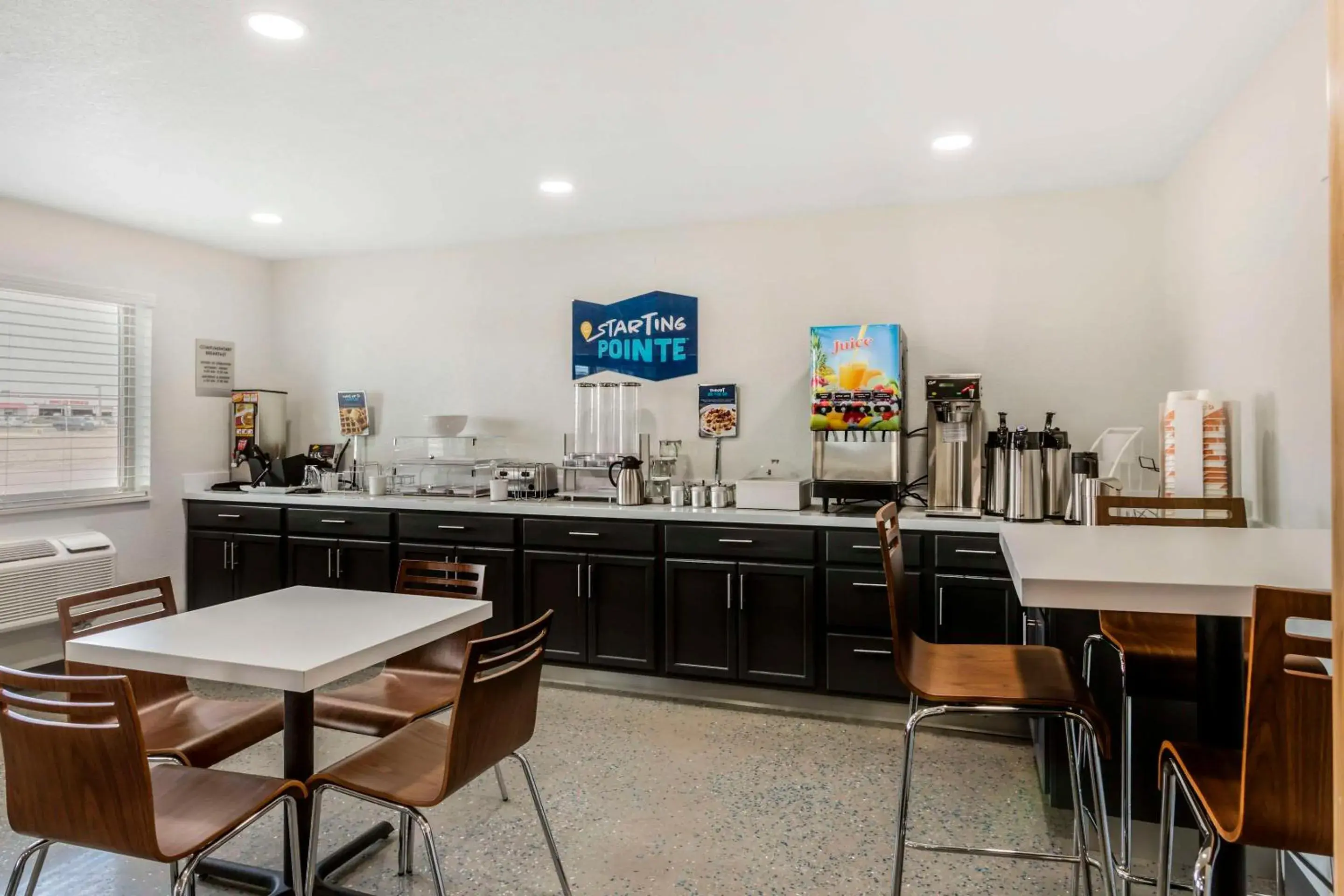 Breakfast in Clarion Pointe Prescott Valley Breakfast in Clarion Pointe Prescott Valley