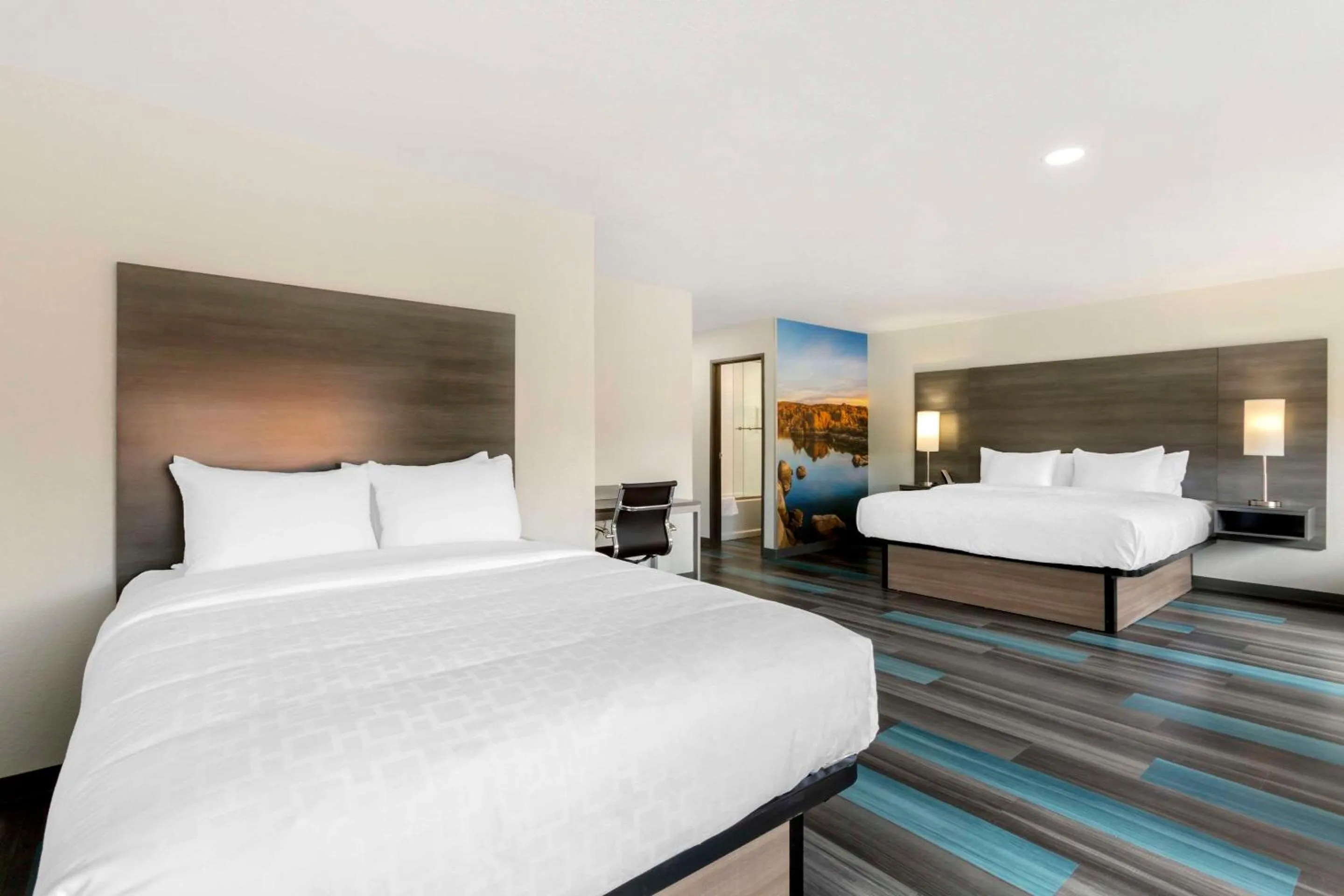 Bed in Clarion Pointe Prescott Valley