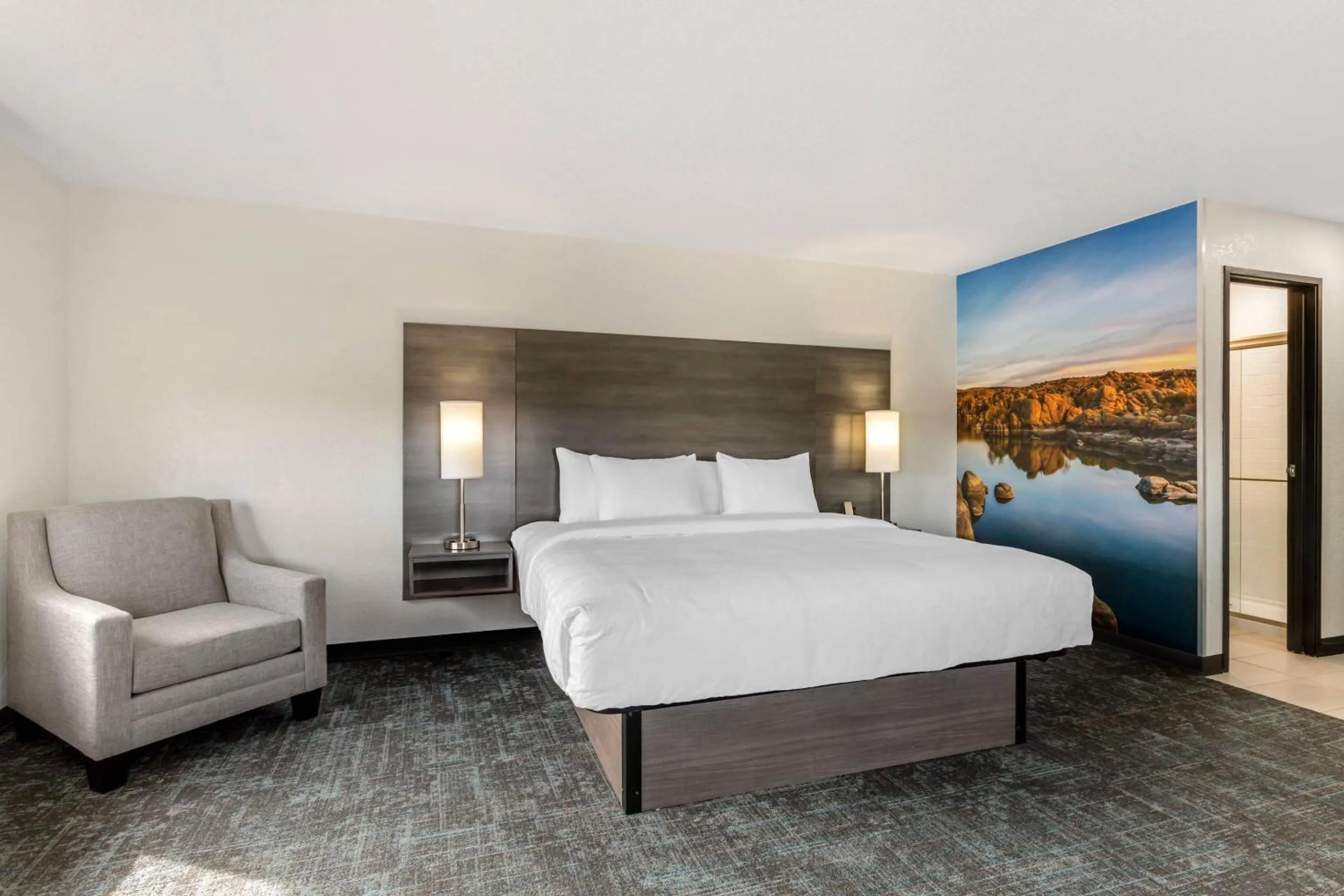 Bedroom, Bed in Clarion Pointe Prescott Valley