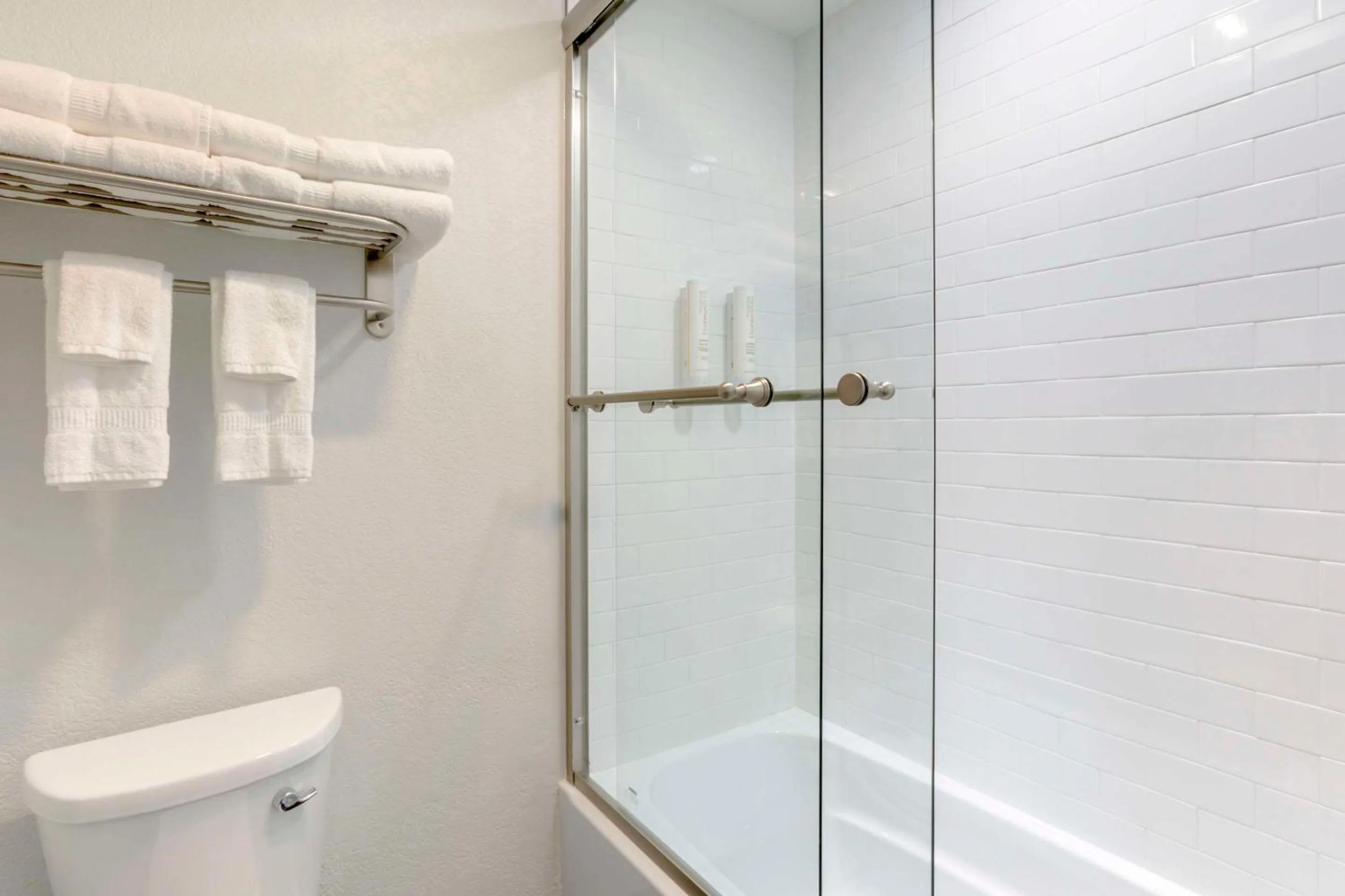 Bathroom in Clarion Pointe Prescott Valley