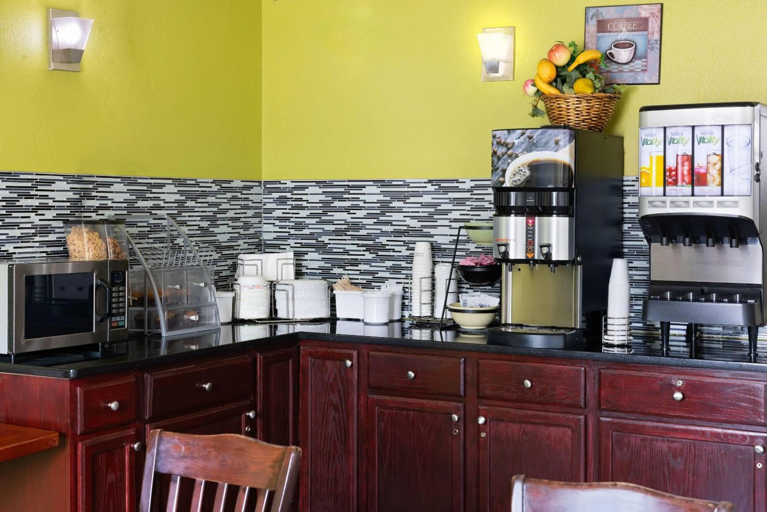 Breakfast in Super 8 by Wyndham South Boston VA