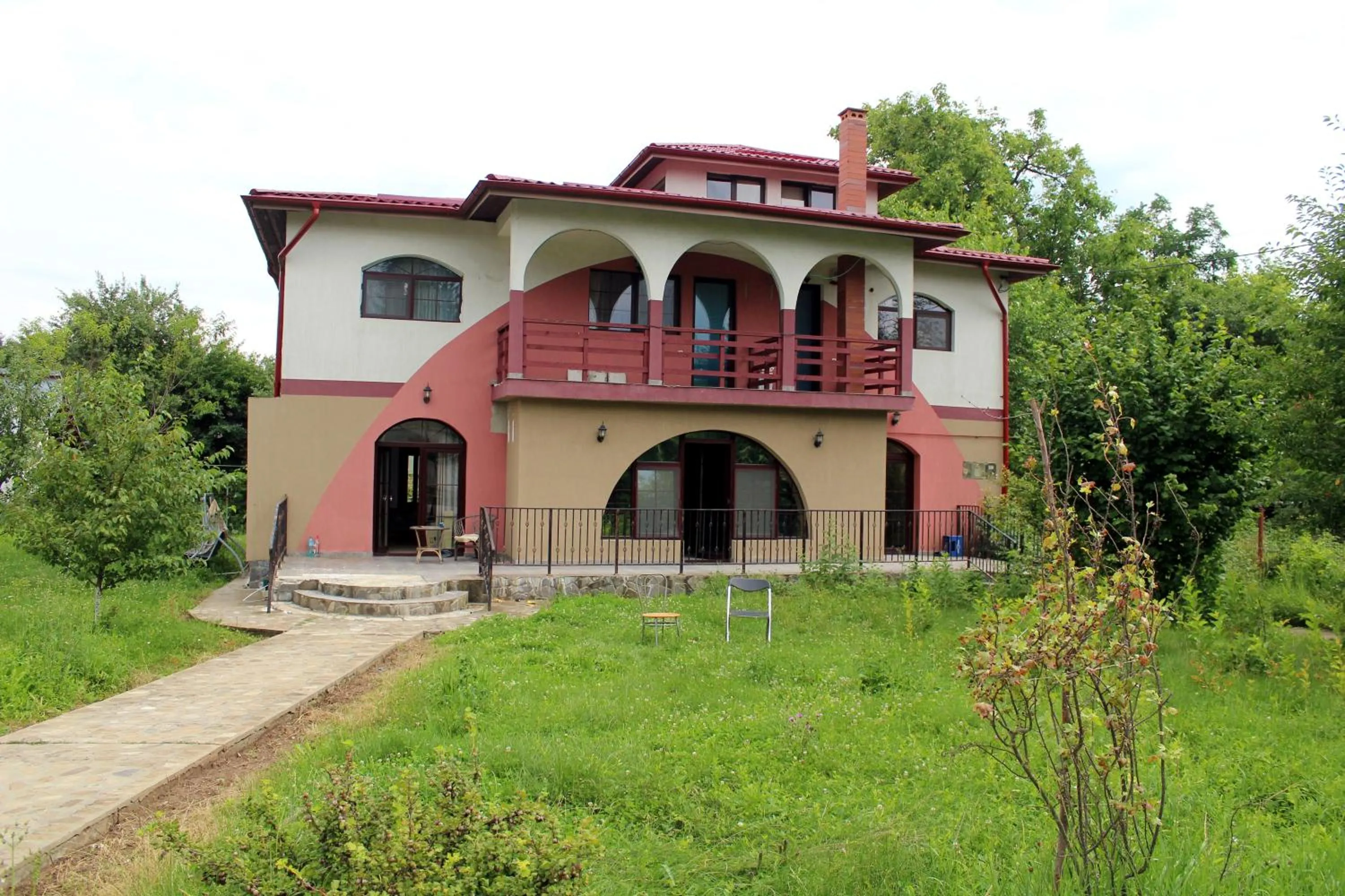 Property building in Anuța