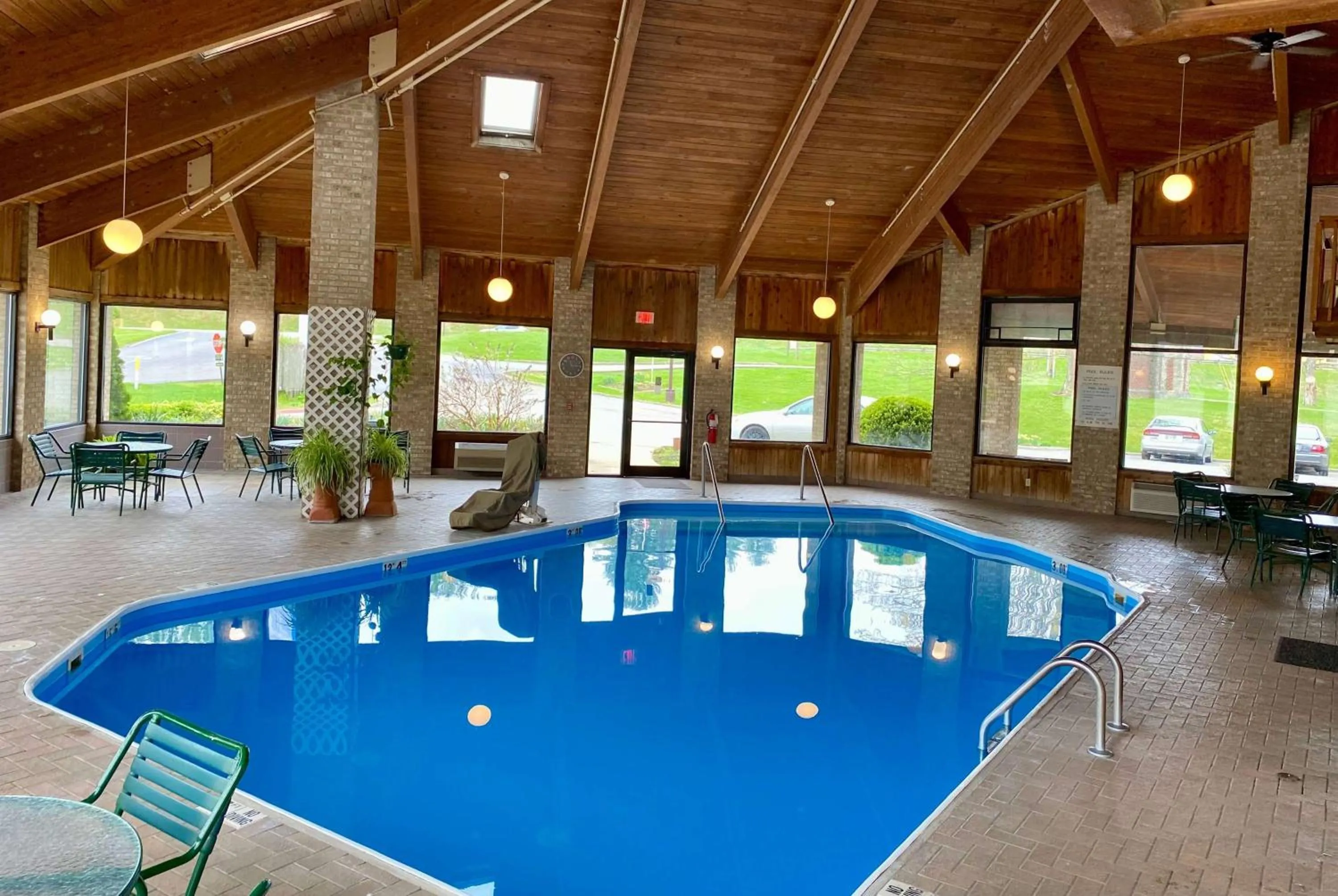 Swimming pool in Baymont by Wyndham Logan