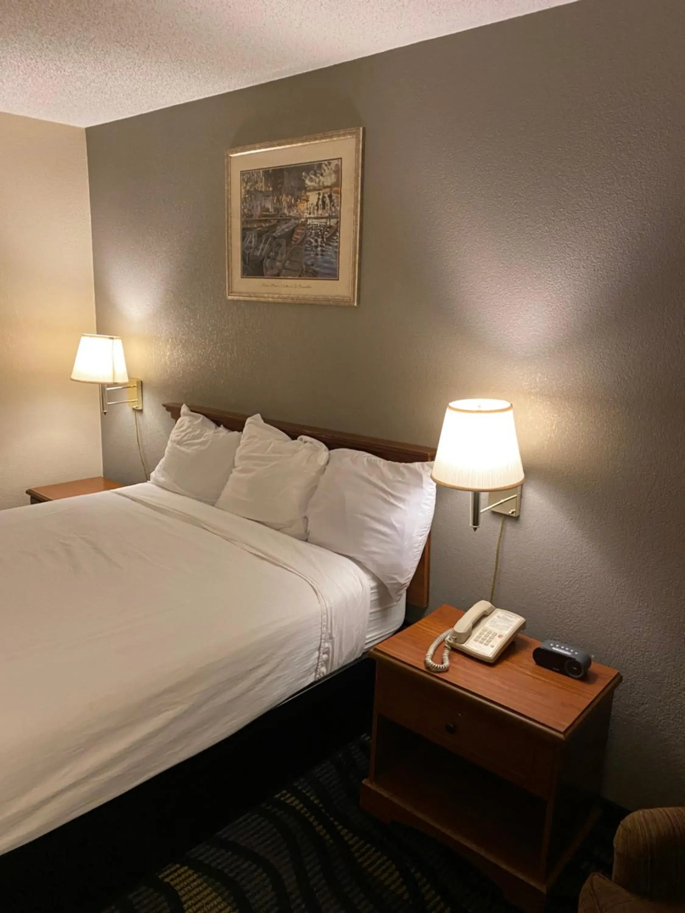 Bed in Baymont by Wyndham Logan Bed in Baymont by Wyndham Logan