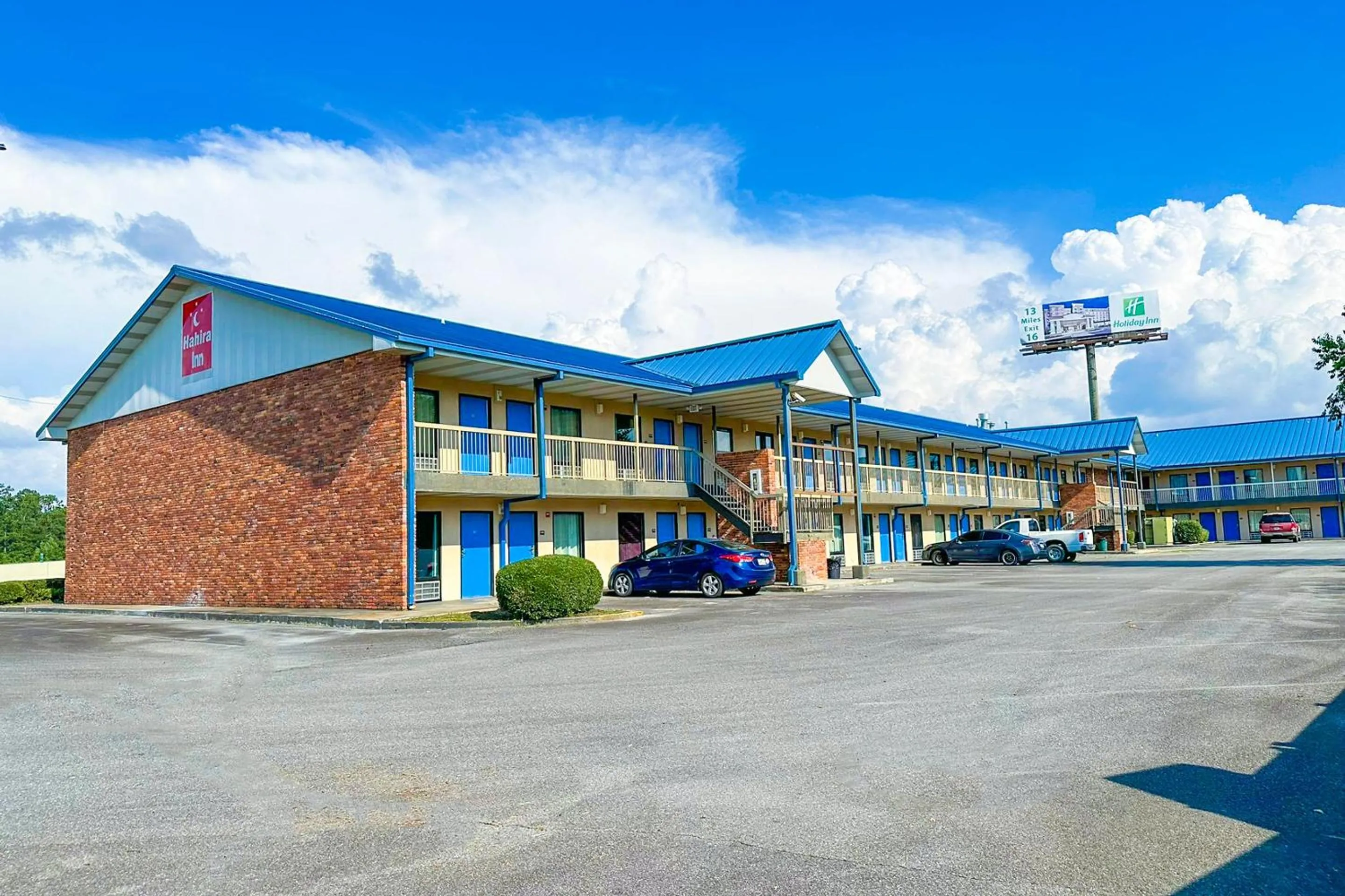 Facade/entrance in Hahira Inn By OYO near Valdosta