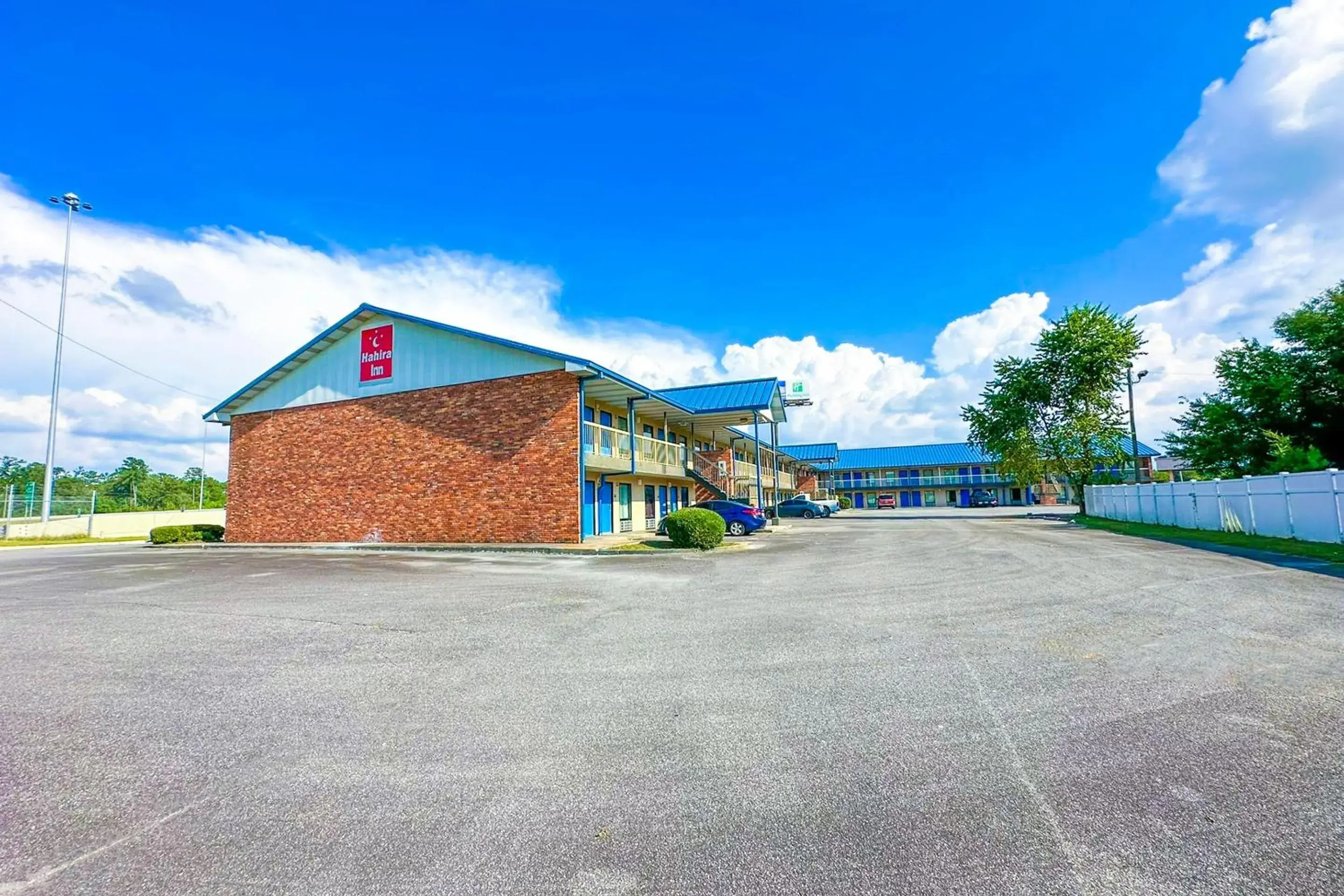 Facade/entrance in Hahira Inn By OYO near Valdosta Facade/entrance in Hahira Inn By OYO near Valdosta