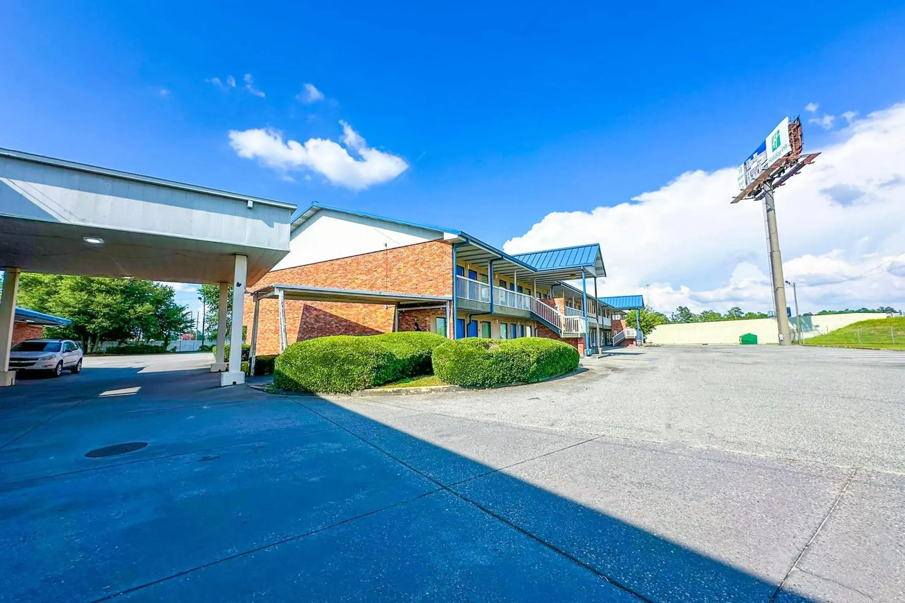 Facade/entrance in Hahira Inn By OYO near Valdosta Facade/entrance in Hahira Inn By OYO near Valdosta