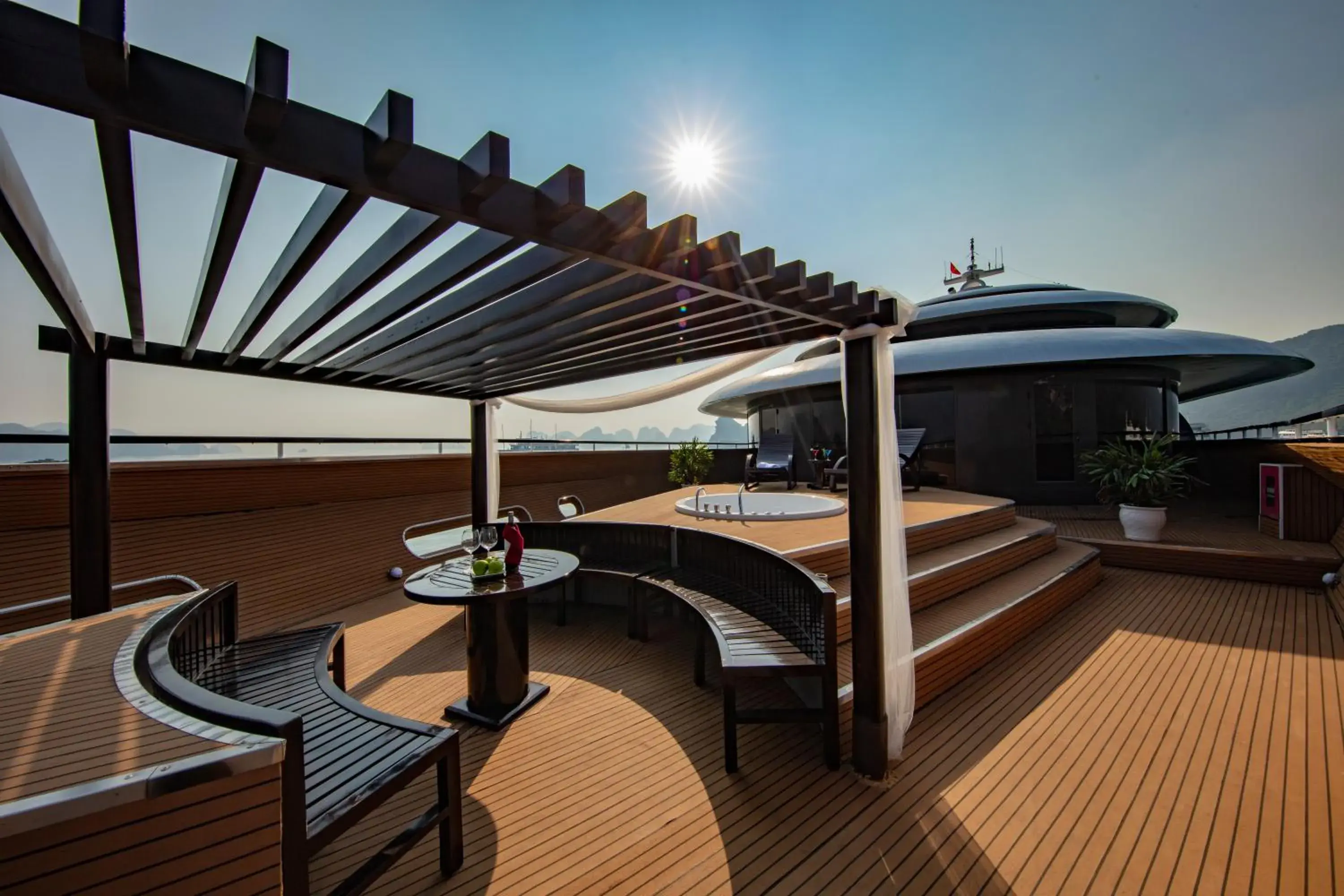 President Suite ( Included 60 minutes body massage + a bottle of wine) - single occupancy in Scarlet Pearl Cruises - Wonder On Lan Ha Bay President Suite ( Included 60 minutes body massage + a bottle of wine) - single occupancy in Scarlet Pearl Cruises - Wonder On Lan Ha Bay