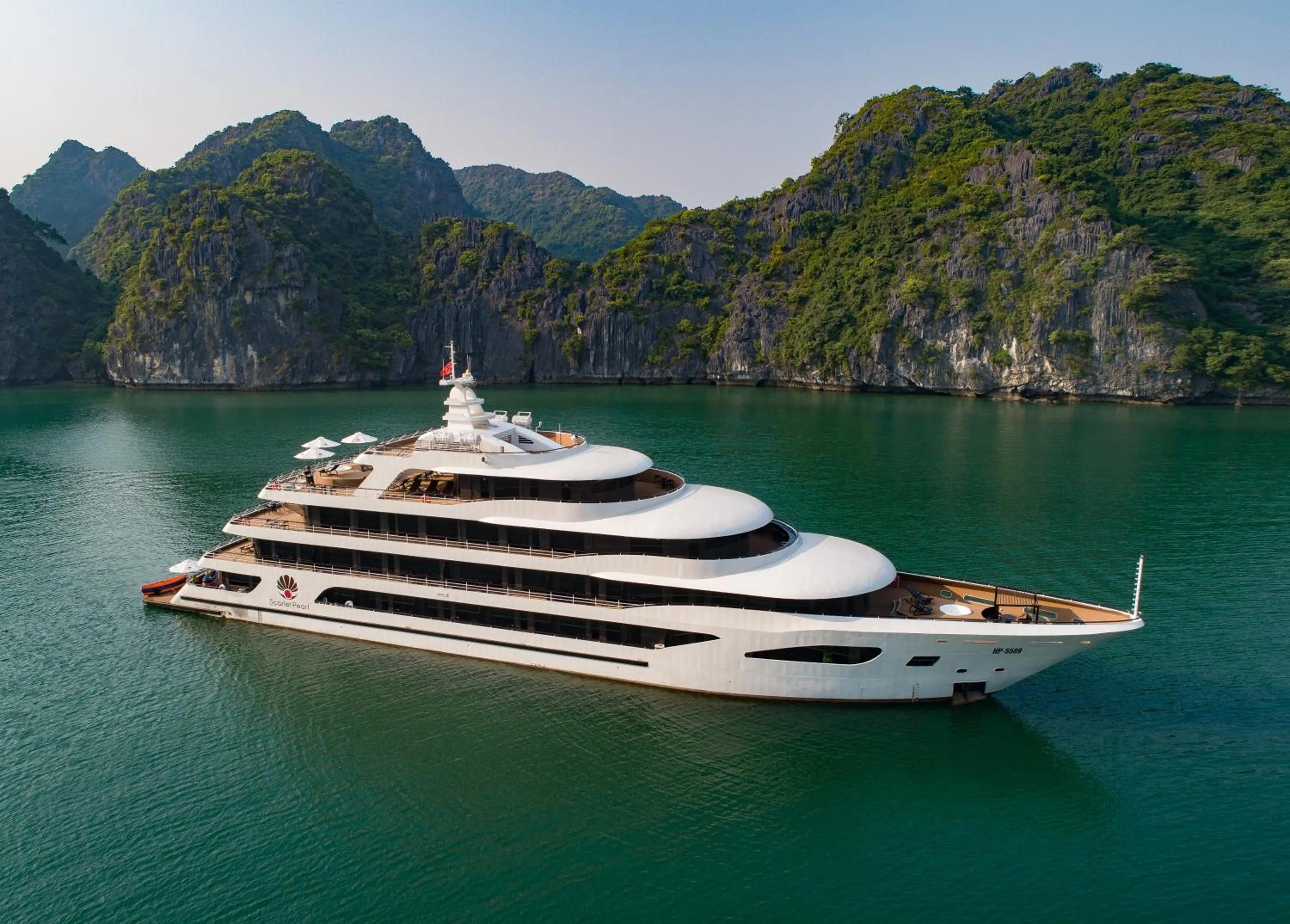 Property building in Scarlet Pearl Cruises - Wonder On Lan Ha Bay