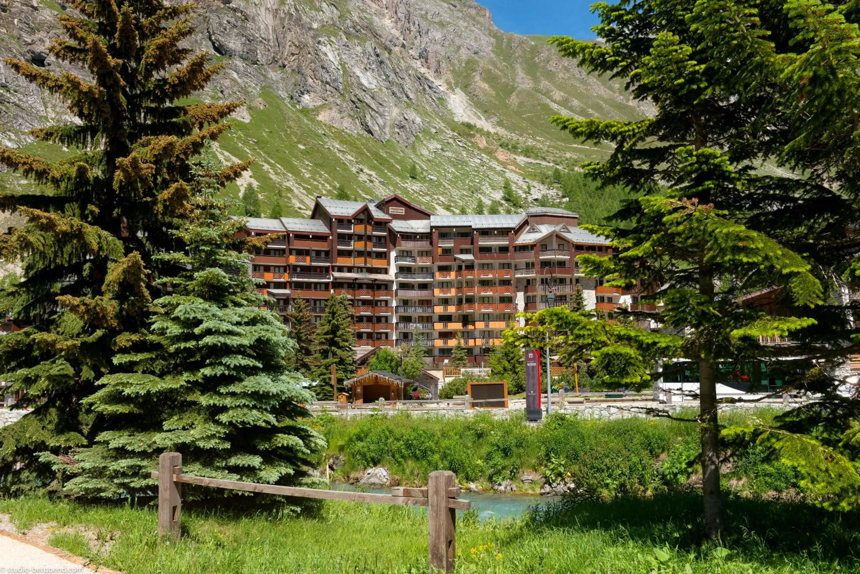 Property building in Résidence Pierre & Vacances La Daille