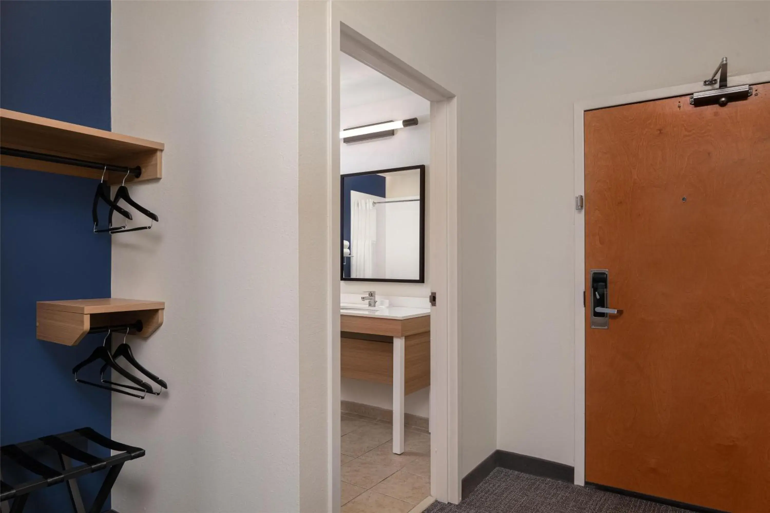 Photo of the whole room in Spark By Hilton Smithfield I-95 Photo of the whole room in Spark By Hilton Smithfield I-95