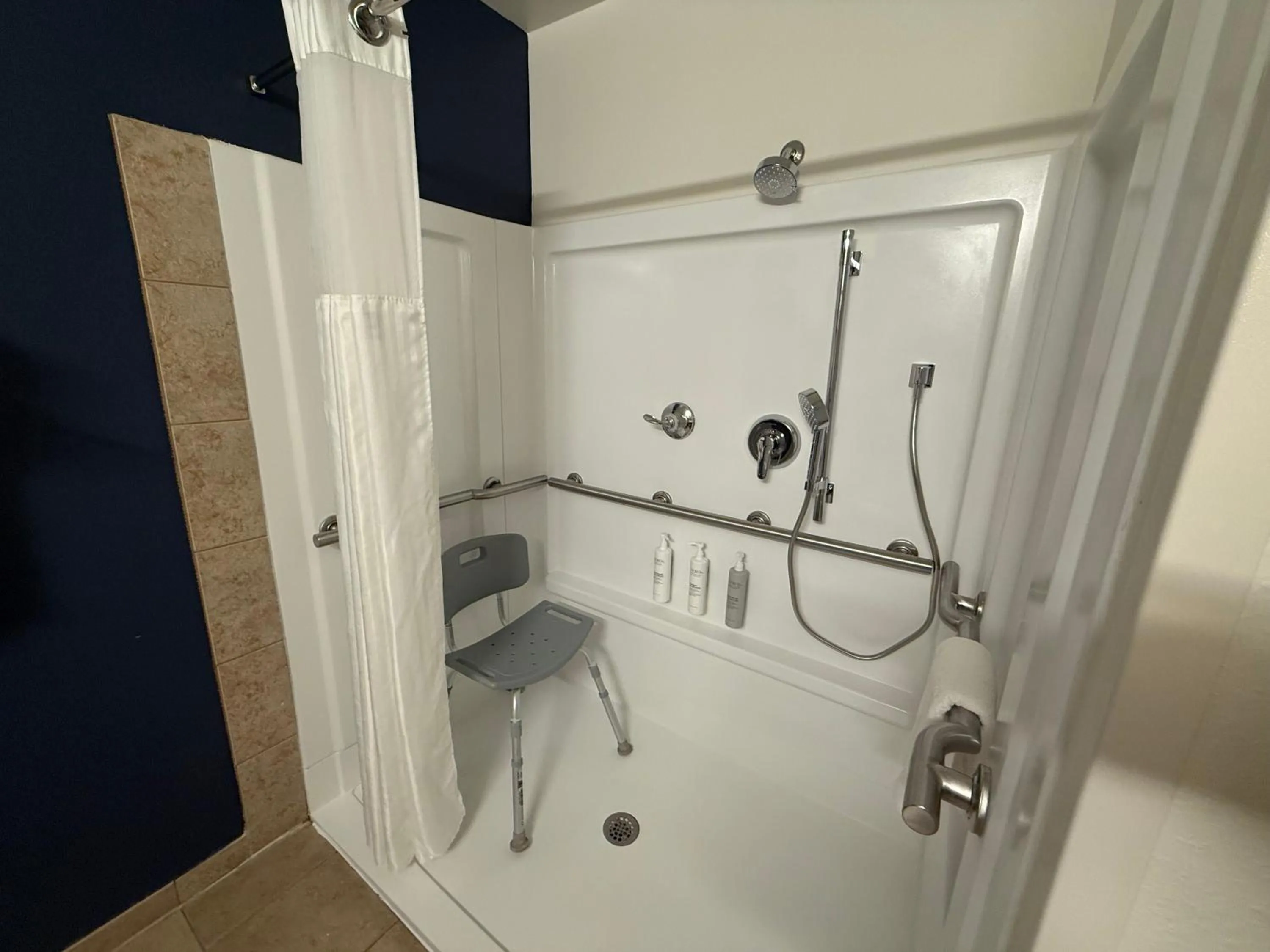 Spark By Hilton Smithfield I-95