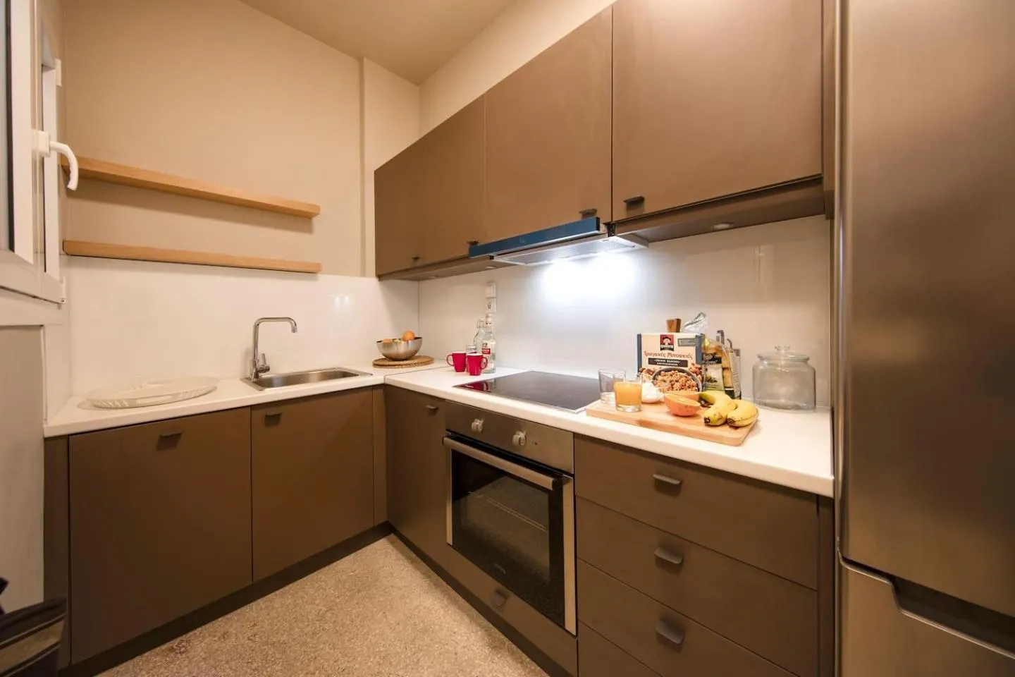 Brand new Modern Apartment with satellite TV